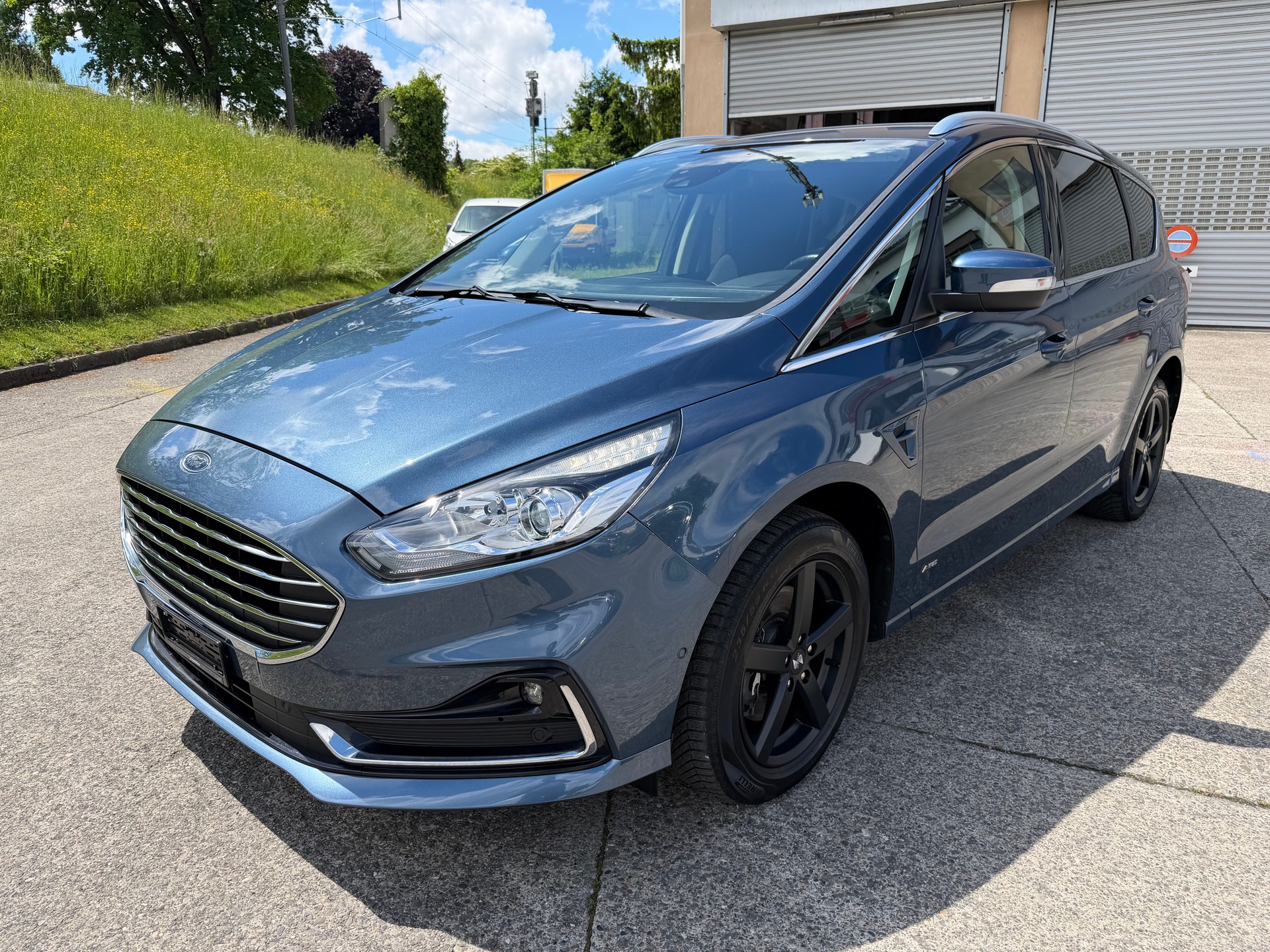 FORD S-Max 2.0 TDCi Titanium AWD Automatic-image-0