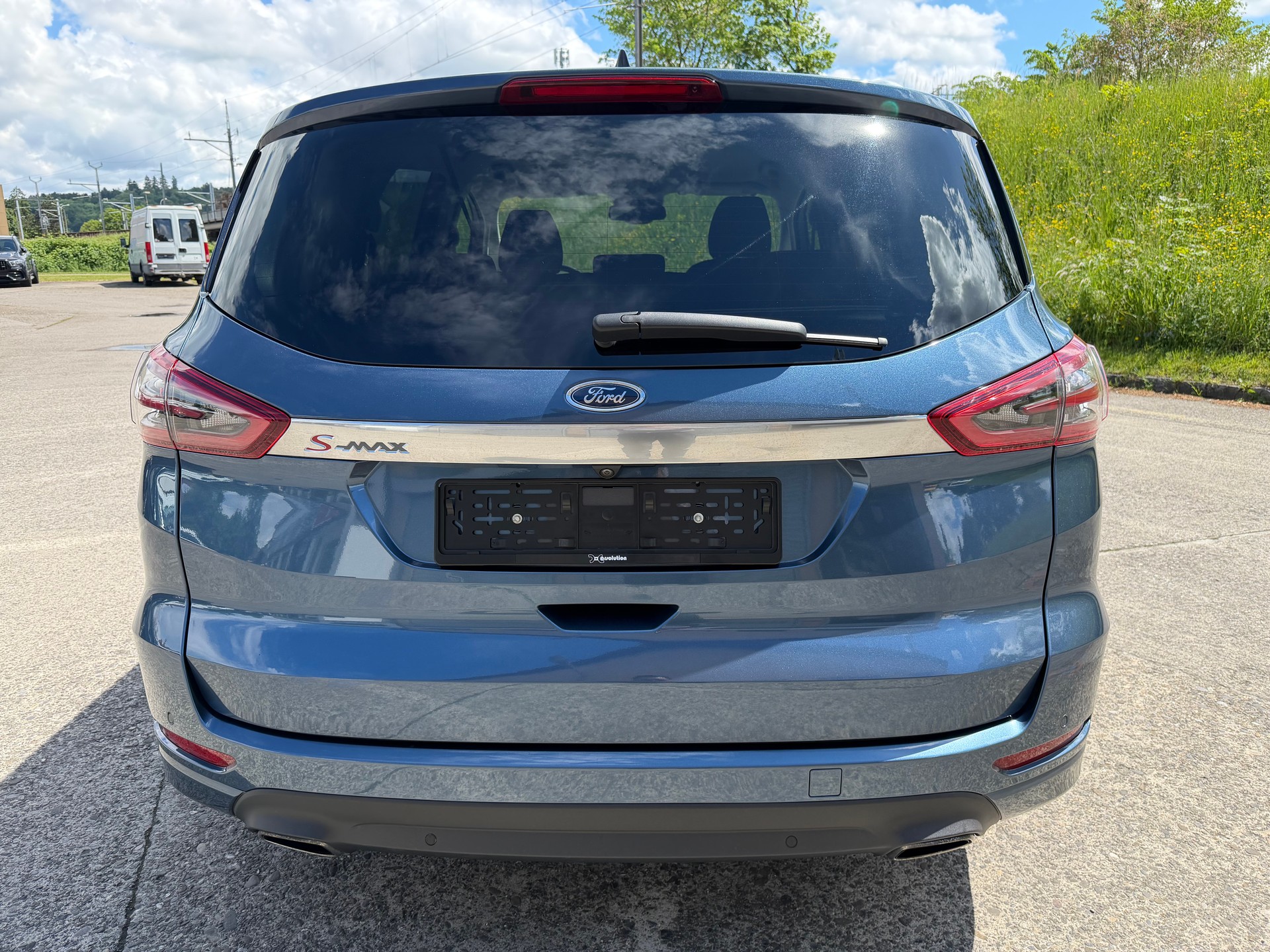 FORD S-Max 2.0 TDCi Titanium AWD Automatic-image-3