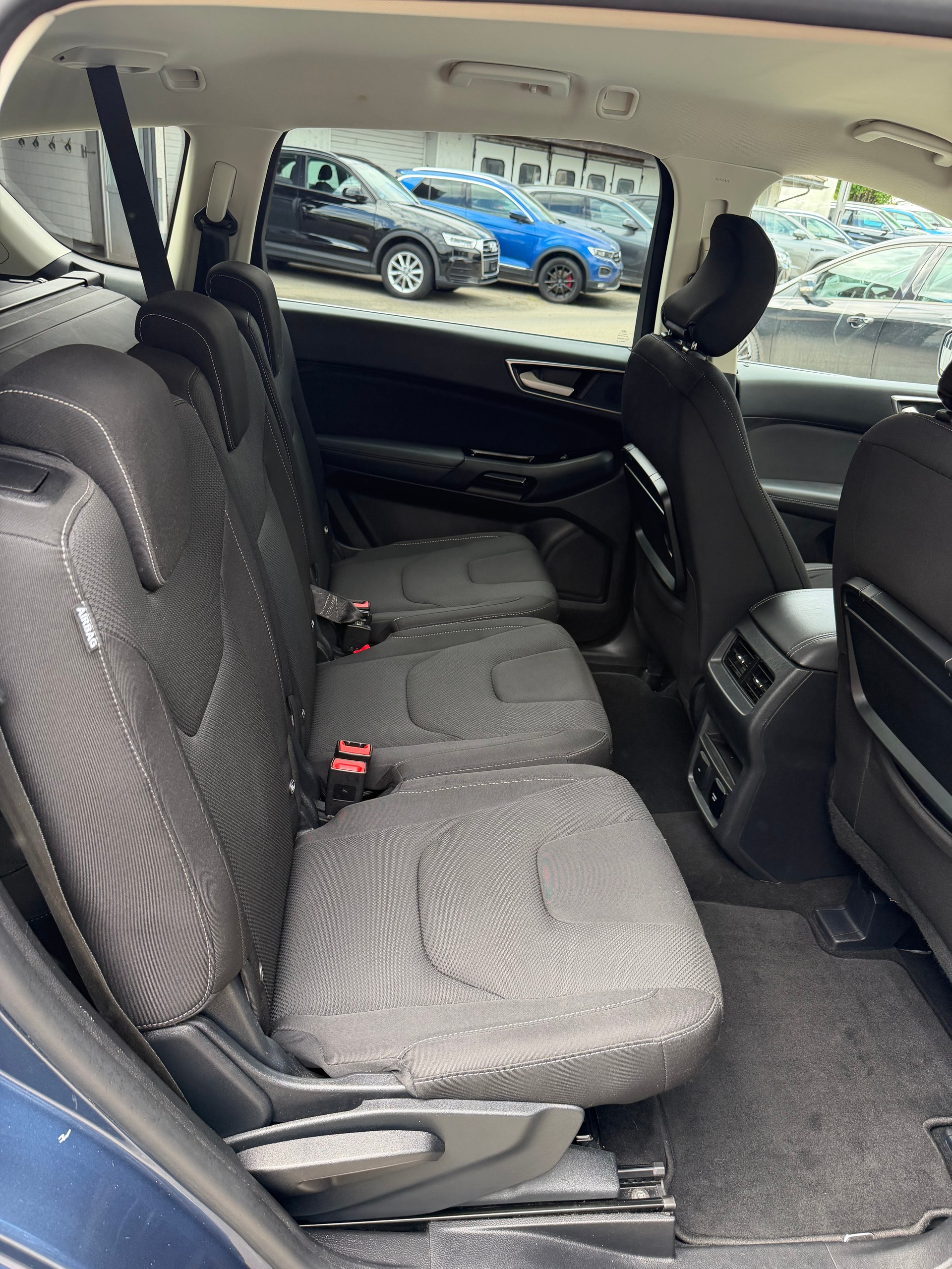 FORD S-Max 2.0 TDCi Titanium AWD Automatic-image-14