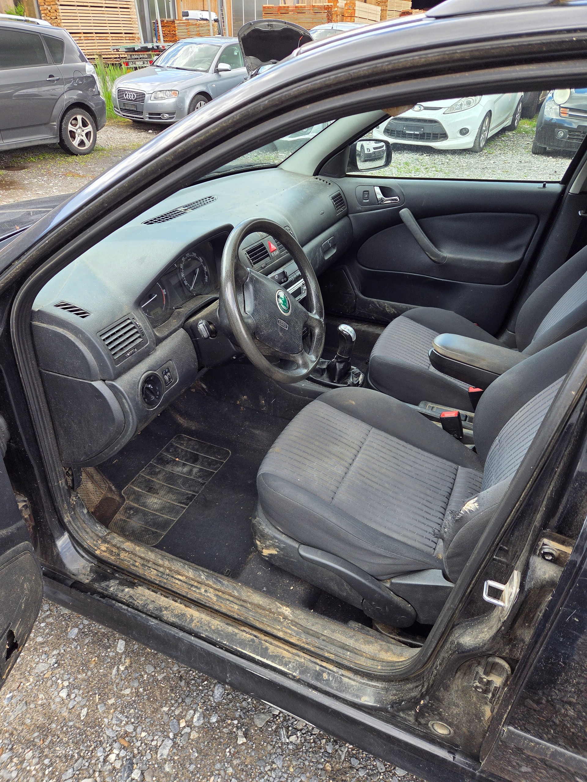 SKODA Octavia 1.9 TDI Ambiente 4x4-image-4