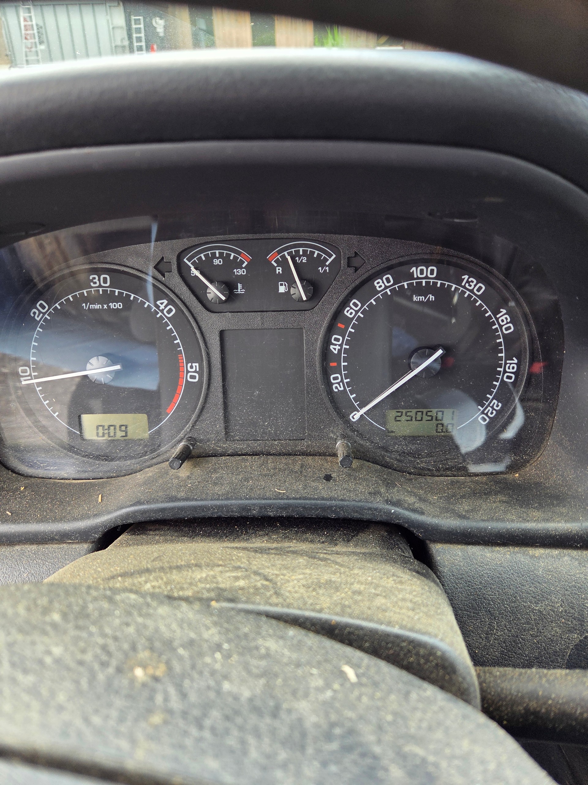 SKODA Octavia 1.9 TDI Ambiente 4x4-image-6