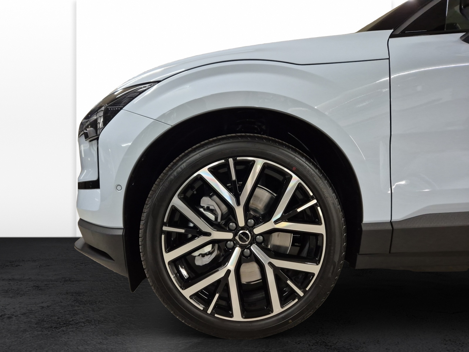 VOLVO EX30 E60 Twin Ultra Performance AWD-image-19