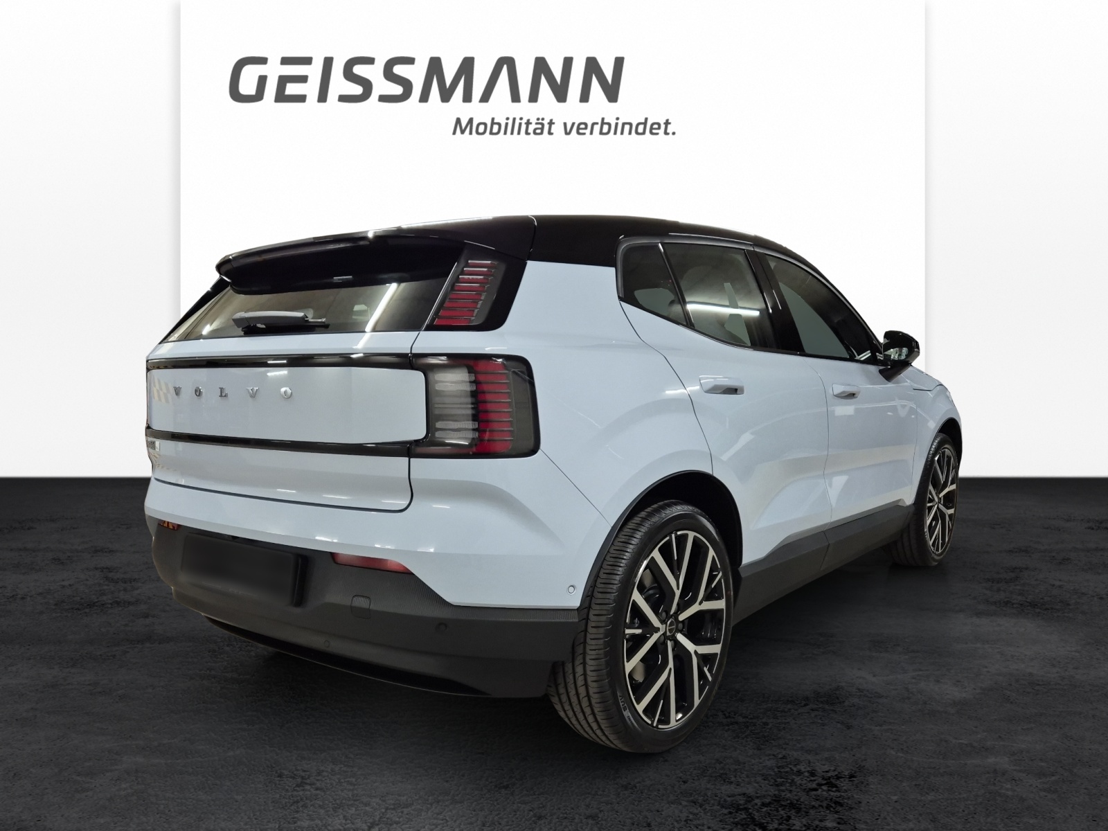 VOLVO EX30 E60 Twin Ultra Performance AWD-image-6