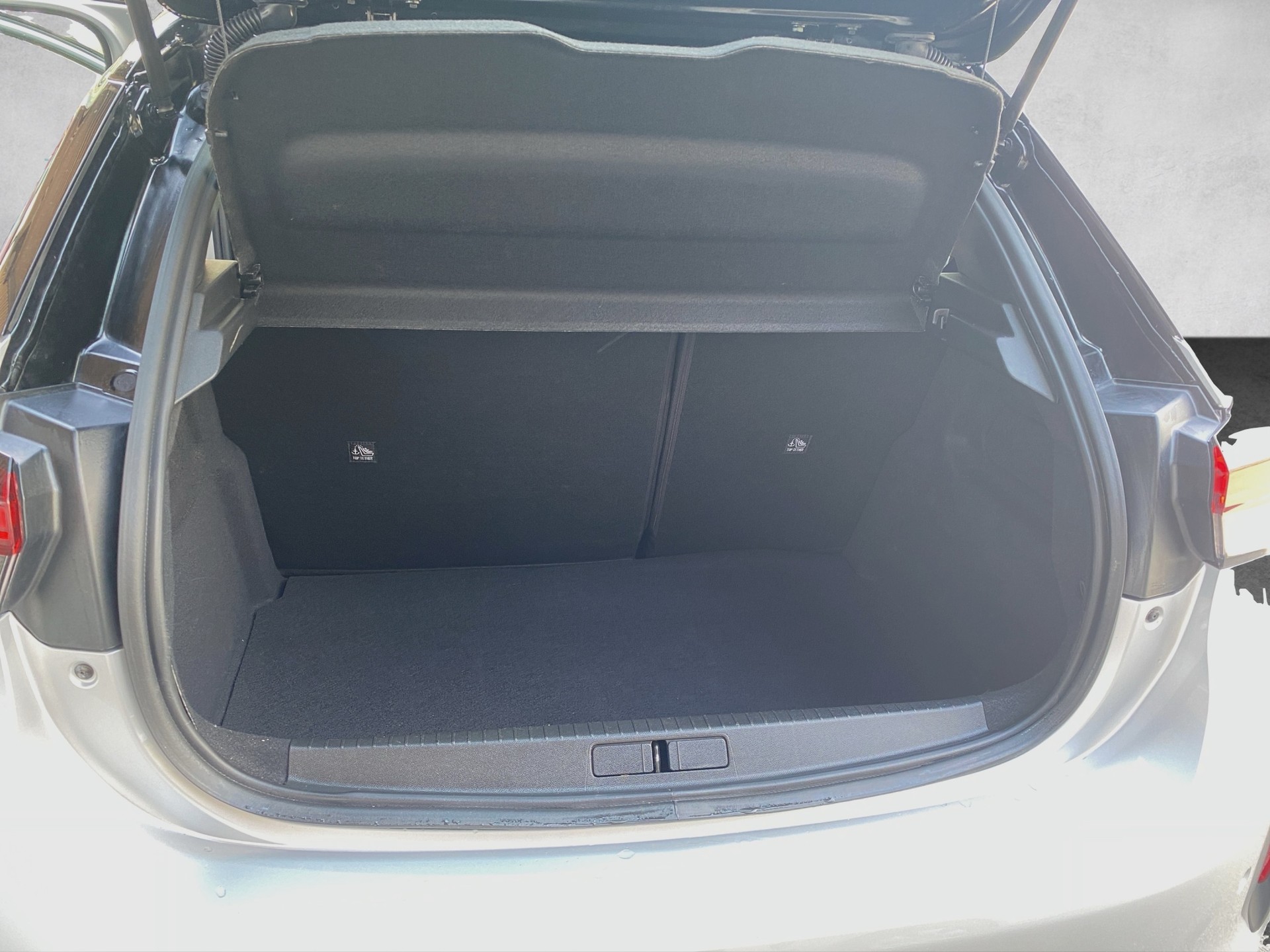 OPEL Corsa 1.2 TP GS-image-16