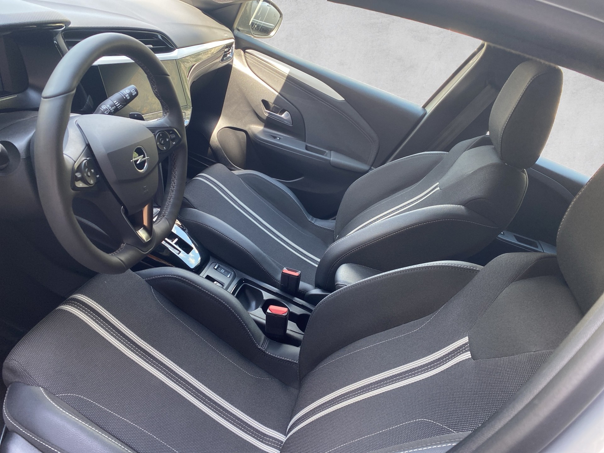 OPEL Corsa 1.2 TP GS-image-5