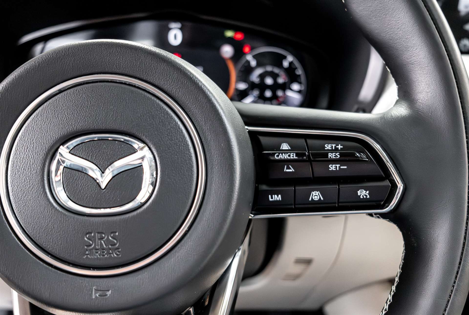 MAZDA CX-60 e-Skyactiv PHEV 327 AWD Takumi-image-8