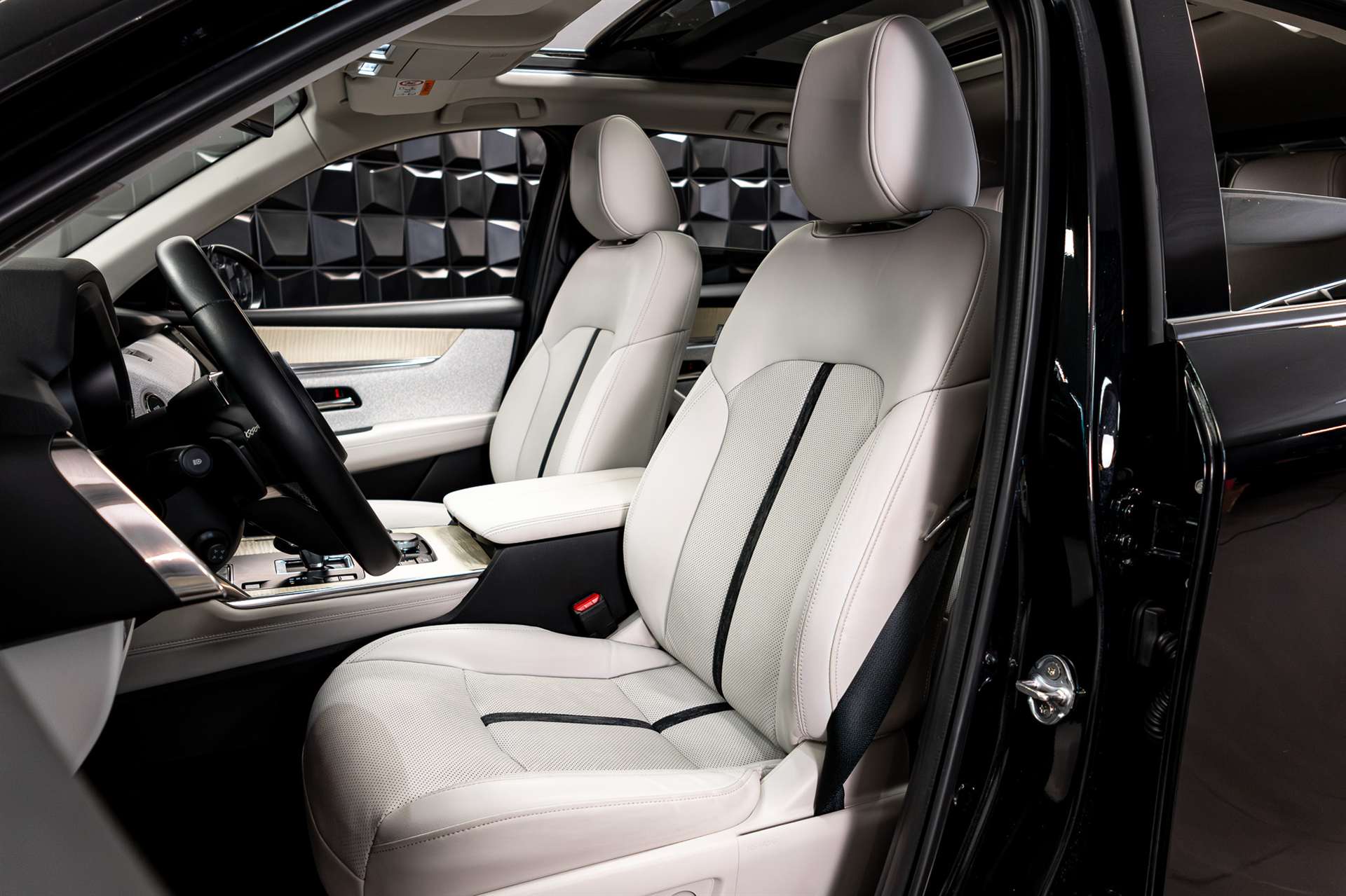 MAZDA CX-60 e-Skyactiv PHEV 327 AWD Takumi-image-13