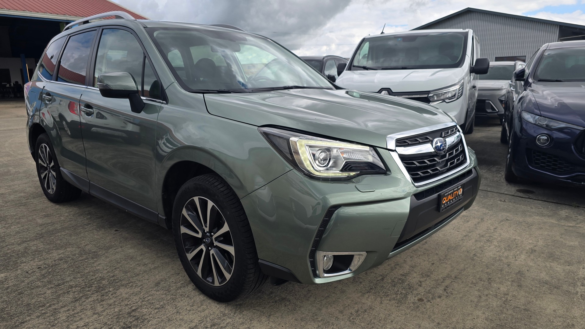 SUBARU Forester 2.0XT Luxury Lineartronic