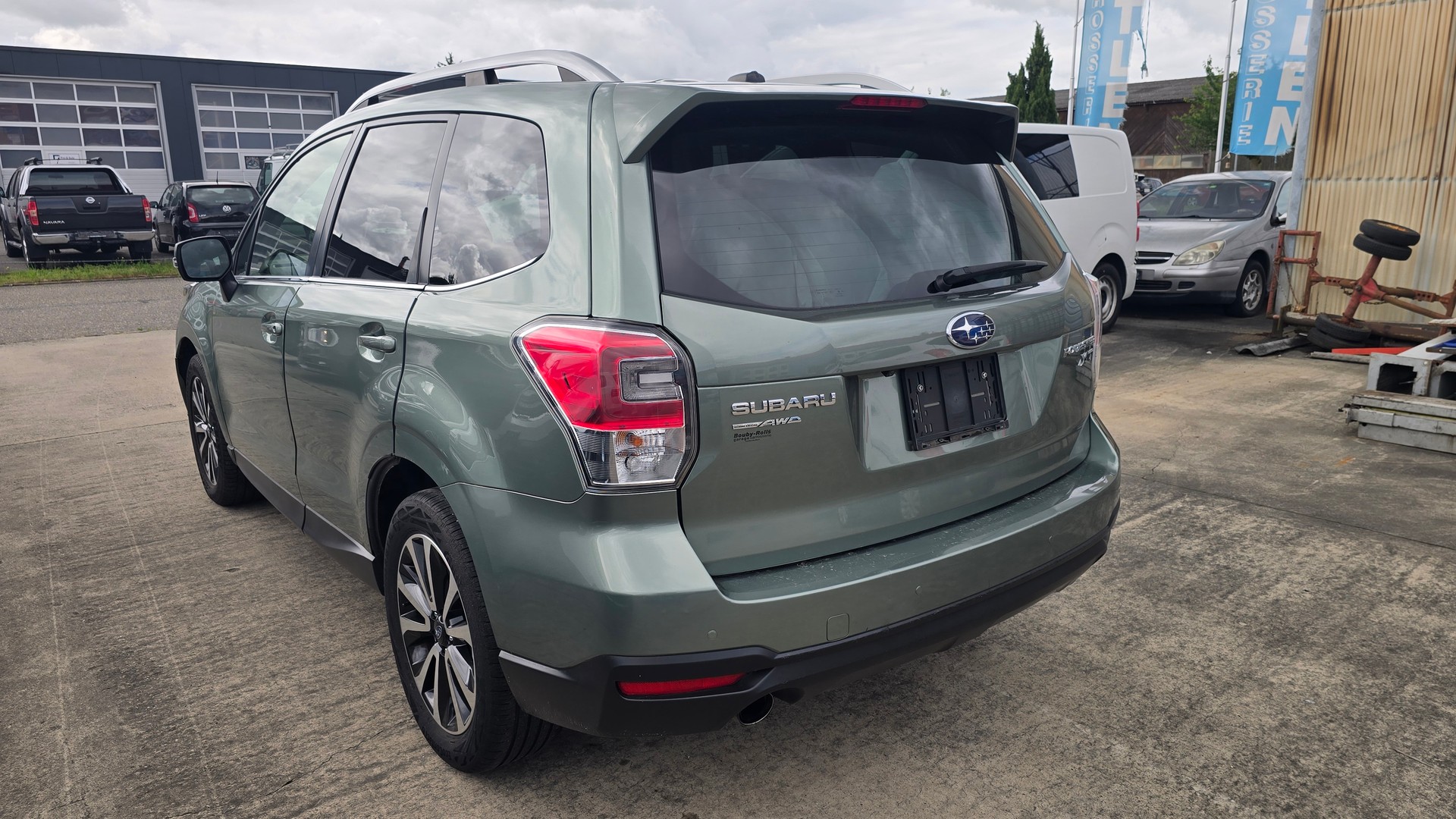 SUBARU Forester 2.0XT Luxury Lineartronic-image-3