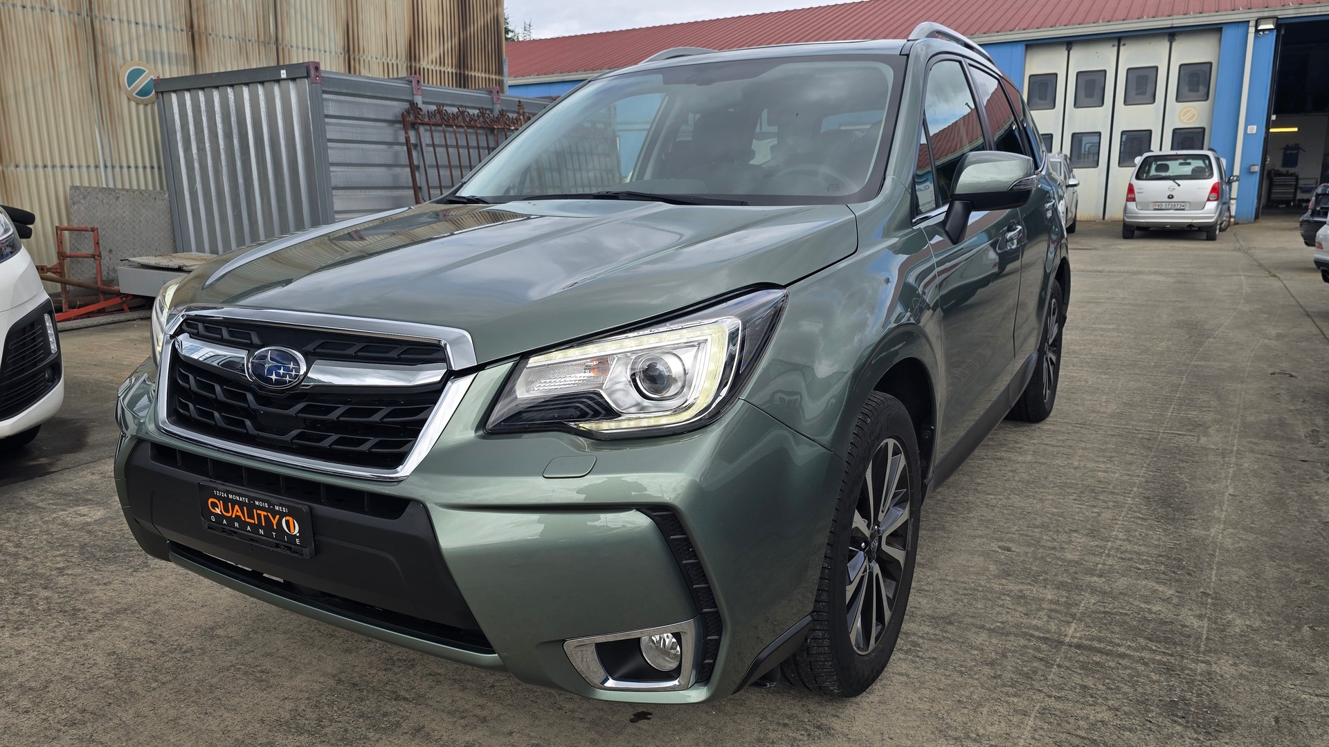 SUBARU Forester 2.0XT Luxury Lineartronic-image-2