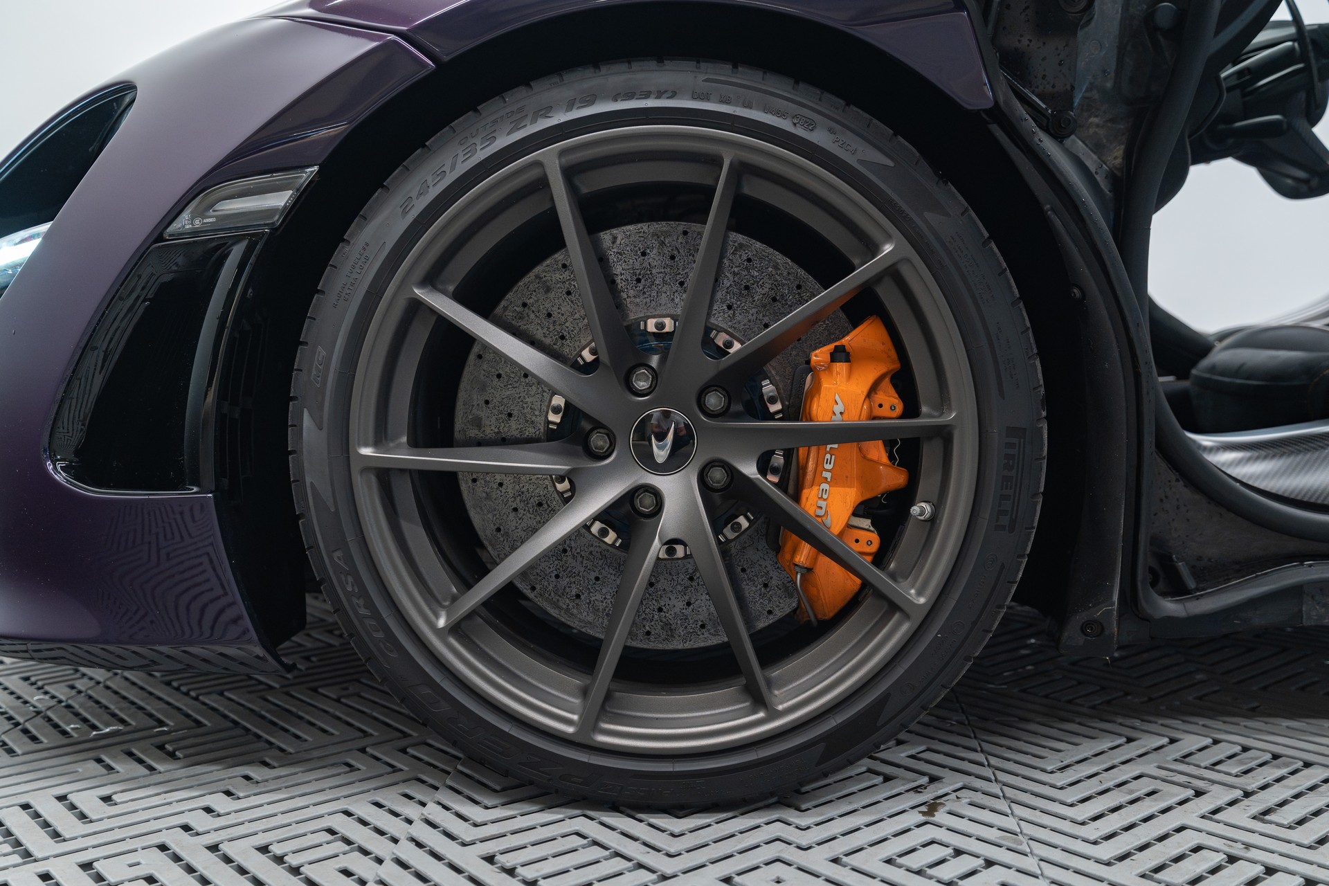 McLAREN 720S Coupé 4.0 V8 SSG Performance-image-5