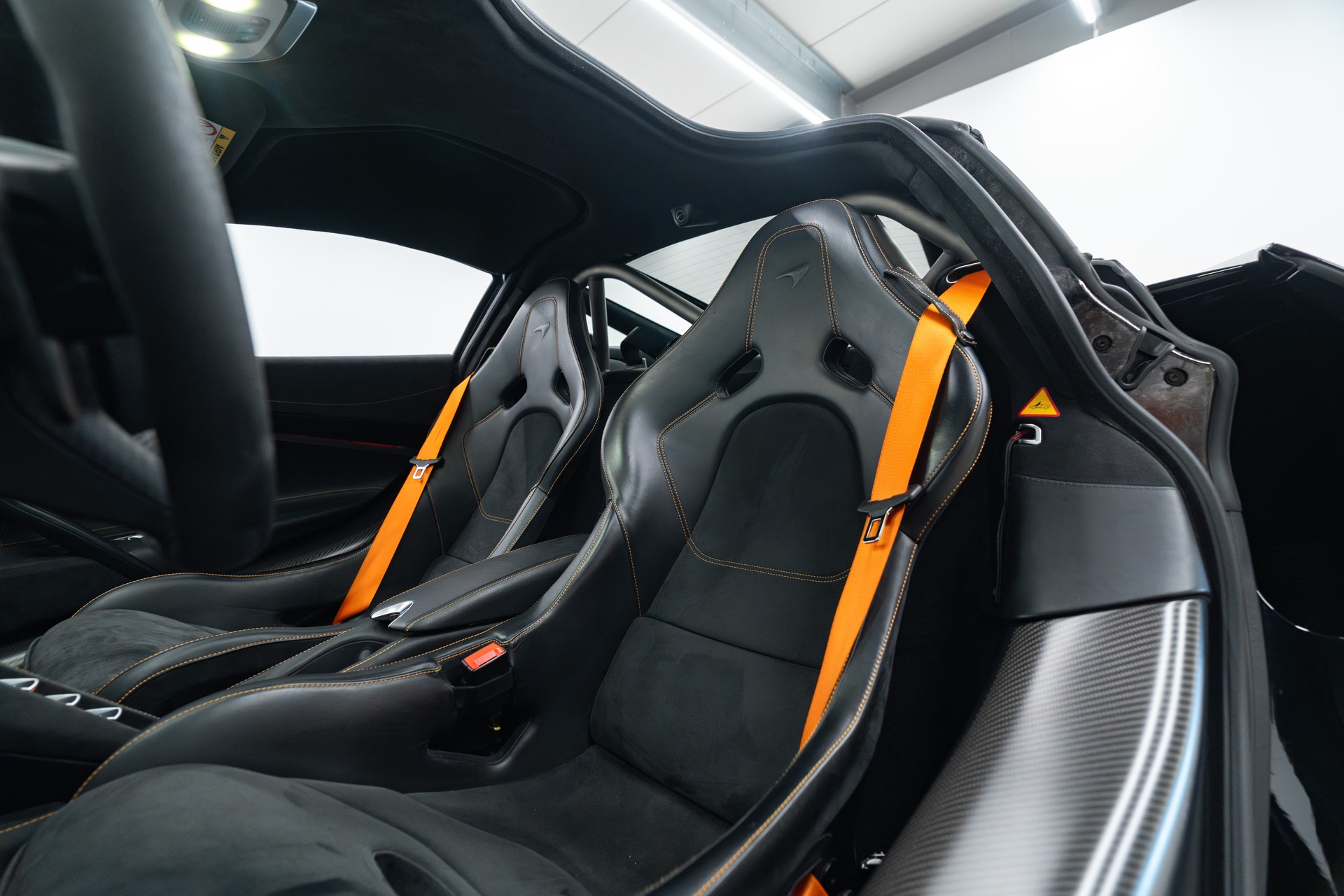 McLAREN 720S Coupé 4.0 V8 SSG Performance-image-12