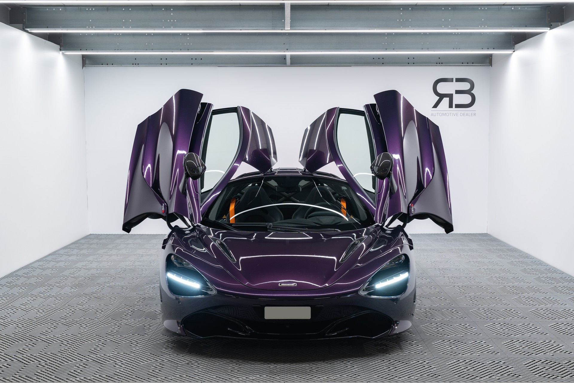 McLAREN 720S Coupé 4.0 V8 SSG Performance-image-1