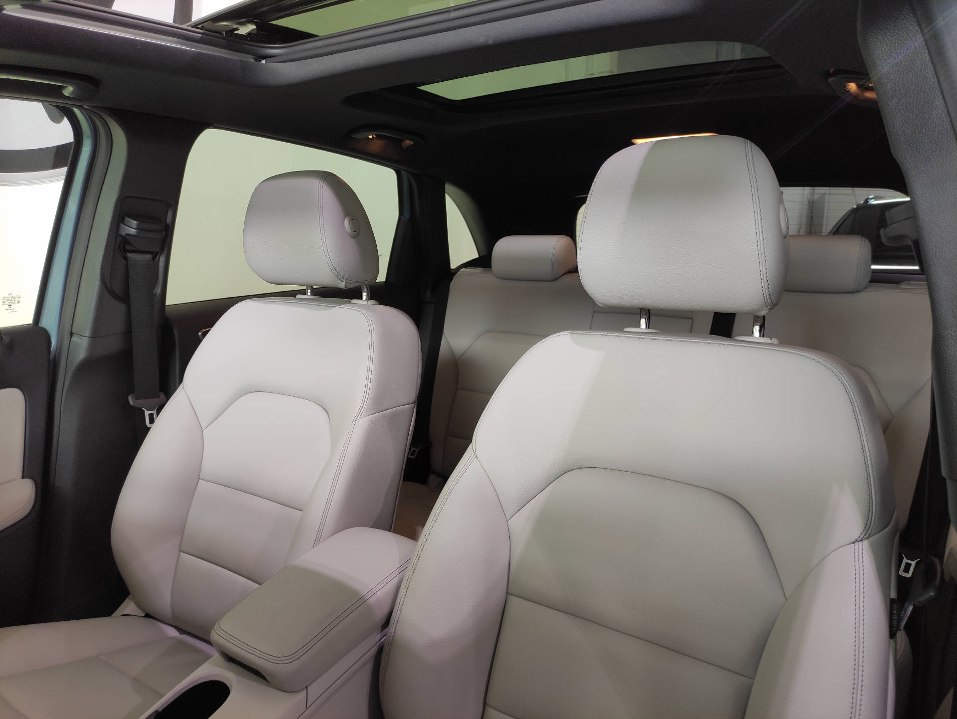 MERCEDES-BENZ B 200 CDI Urban 4matic-image-4