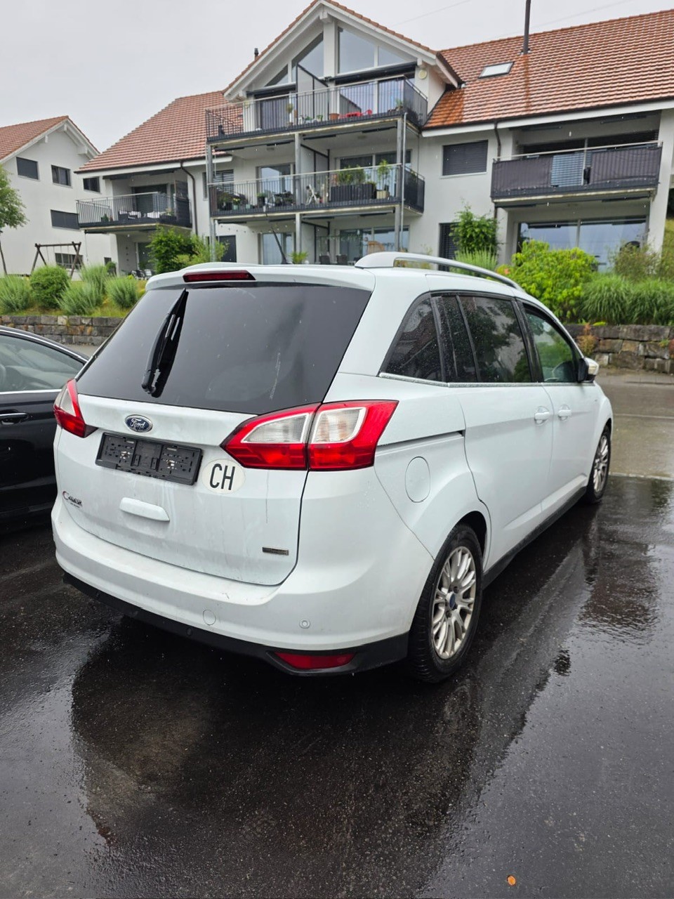 FORD Grand C-Max 1.6 SCTi Titanium-image-2