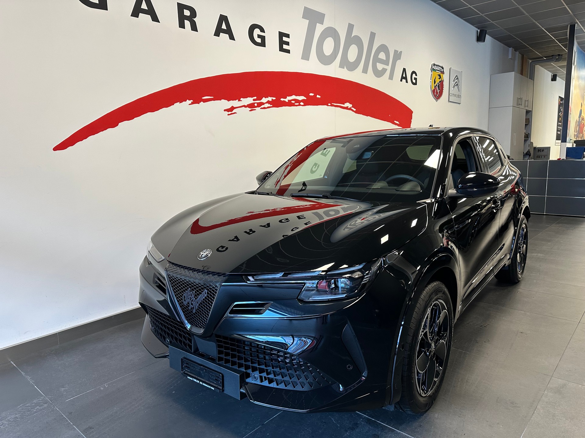 ALFA ROMEO Junior 1.2 48V Hybrid Q4-showroom-element-3