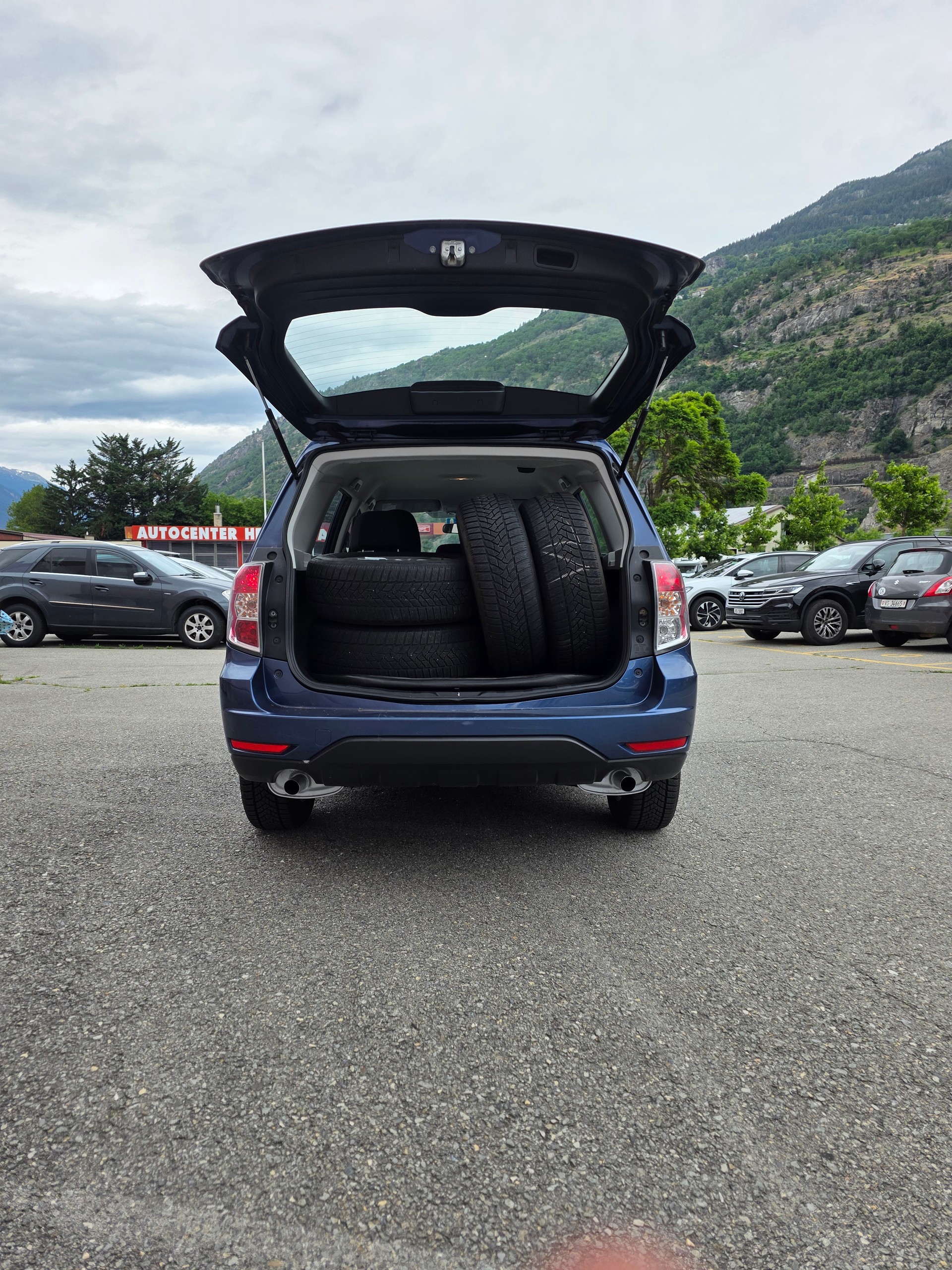 SUBARU Forester 2.0D X Swiss Special-image-7