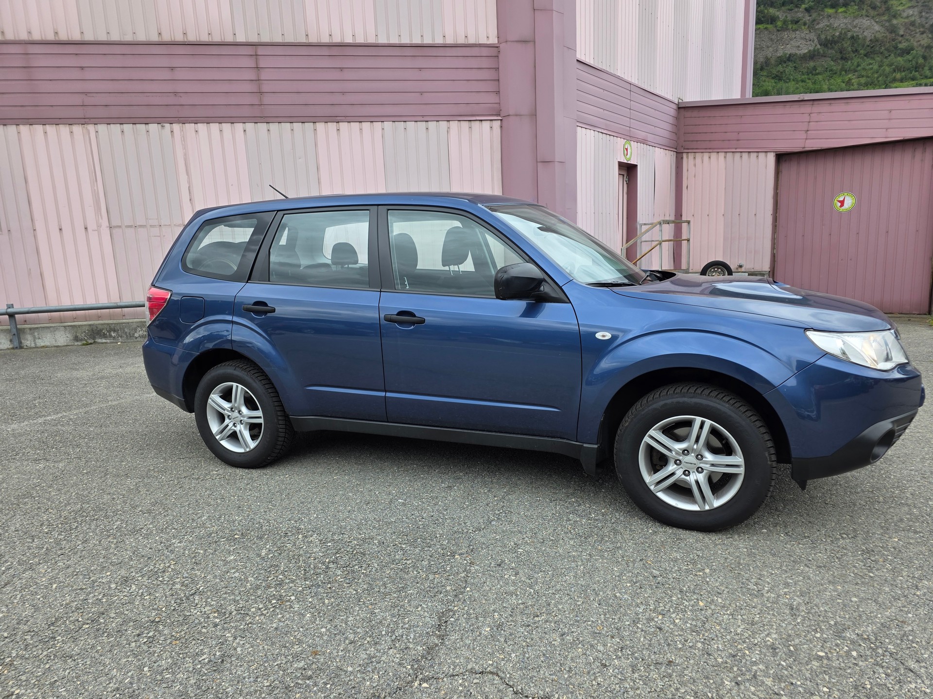 SUBARU Forester 2.0D X Swiss Special-image-3