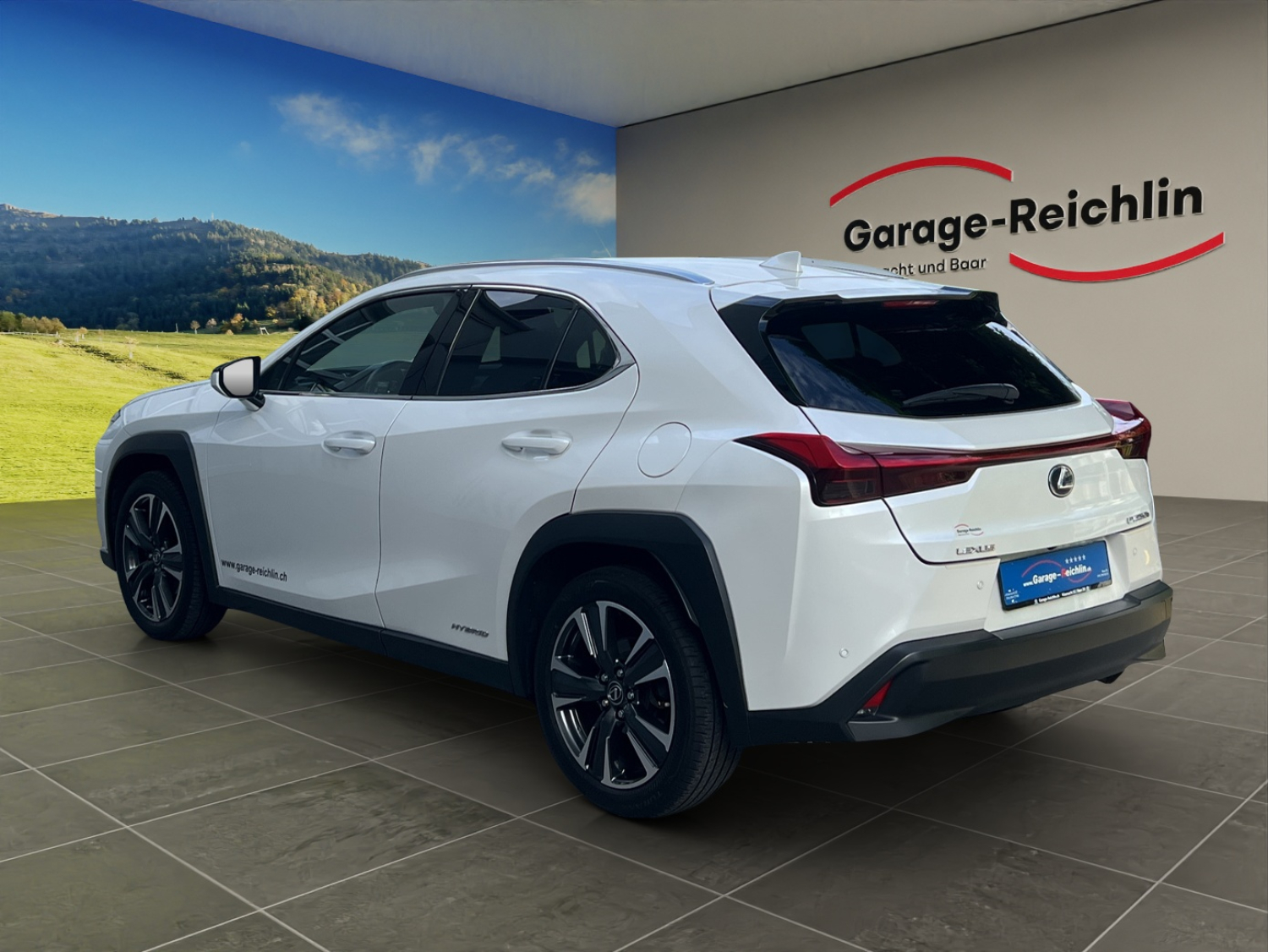 LEXUS UX 250h Excellence-image-2