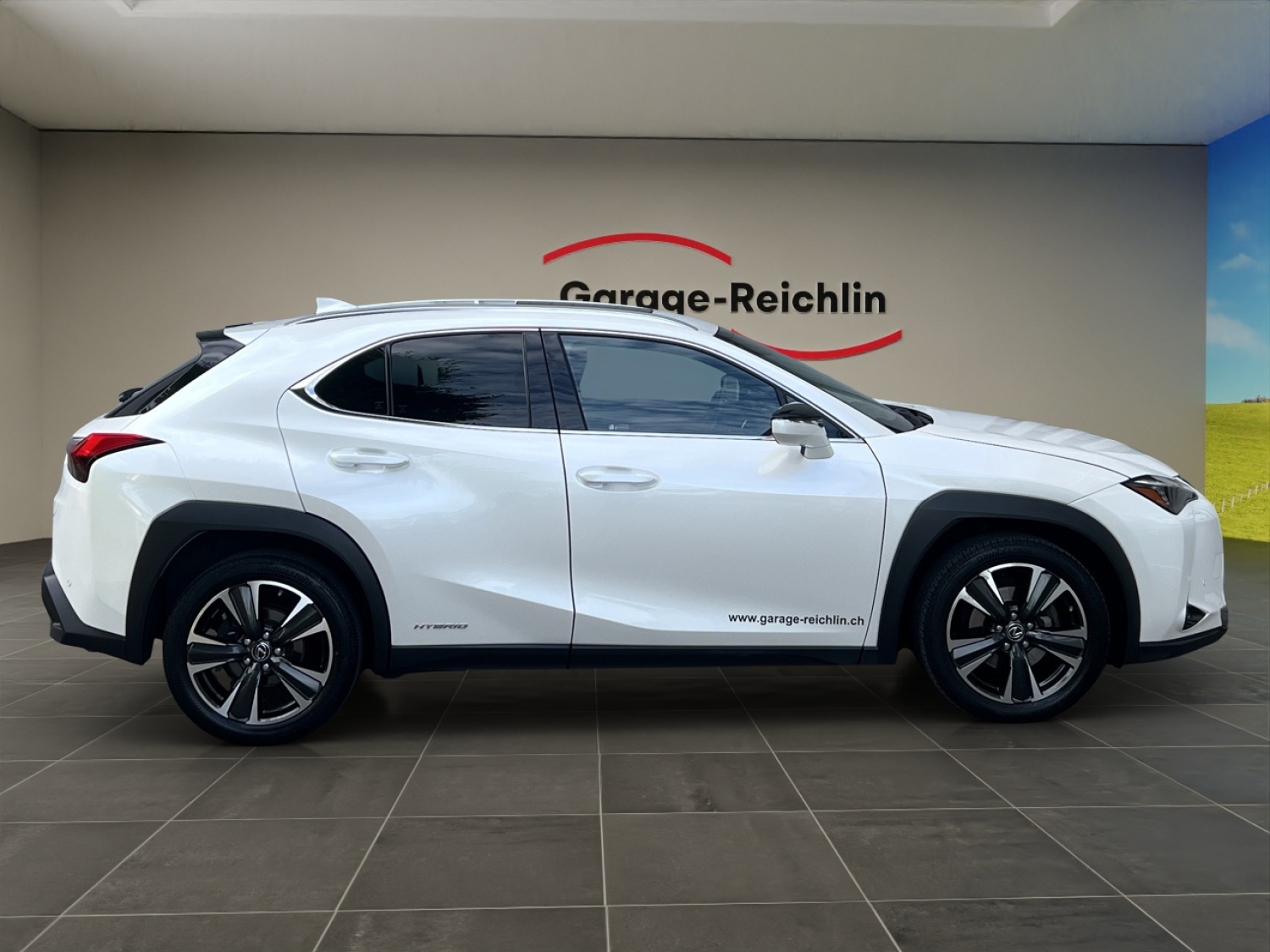 LEXUS UX 250h Excellence-image-5