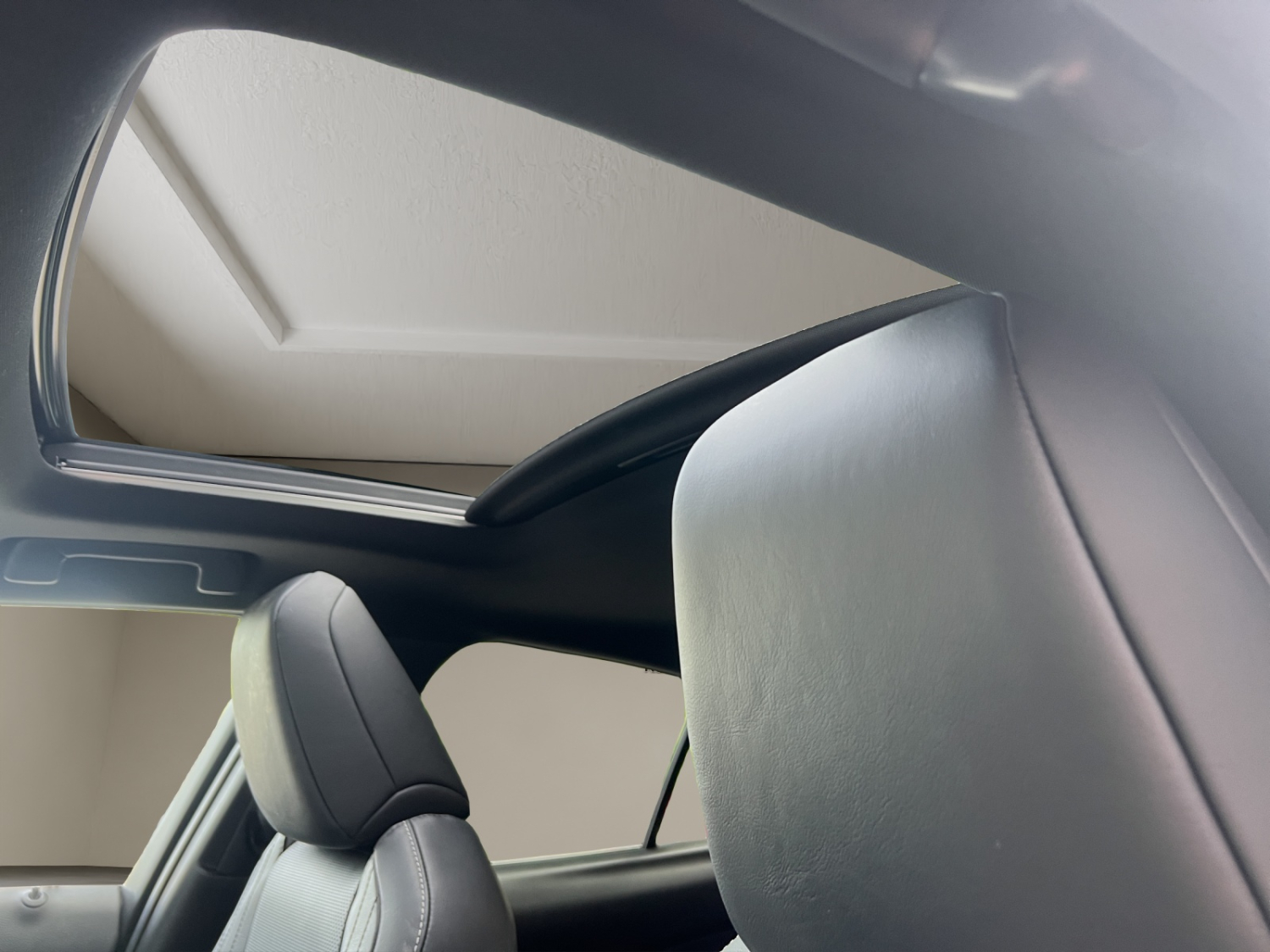 LEXUS UX 250h Excellence-image-10