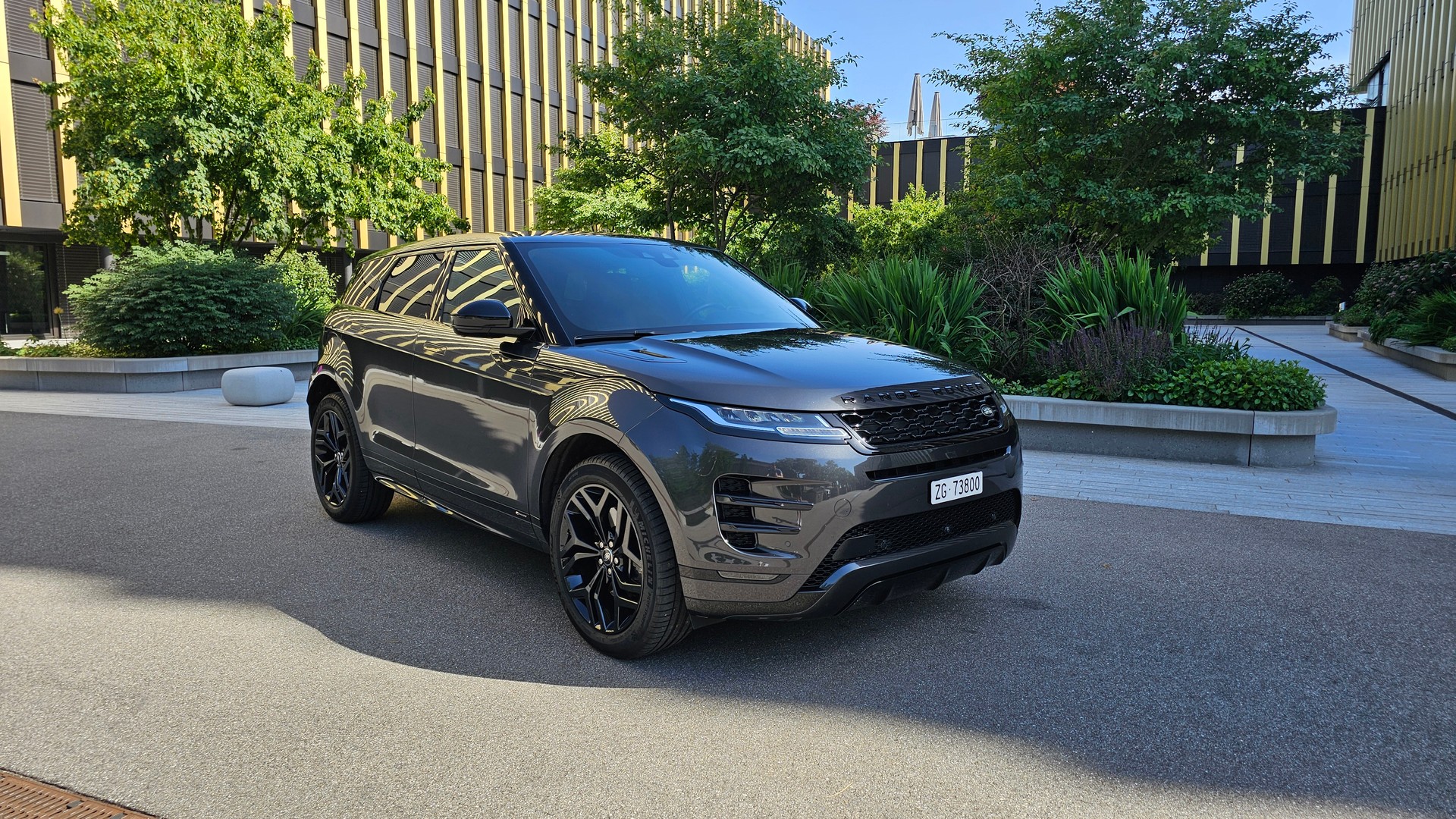 LAND ROVER 2.0 T R-Dynamic S