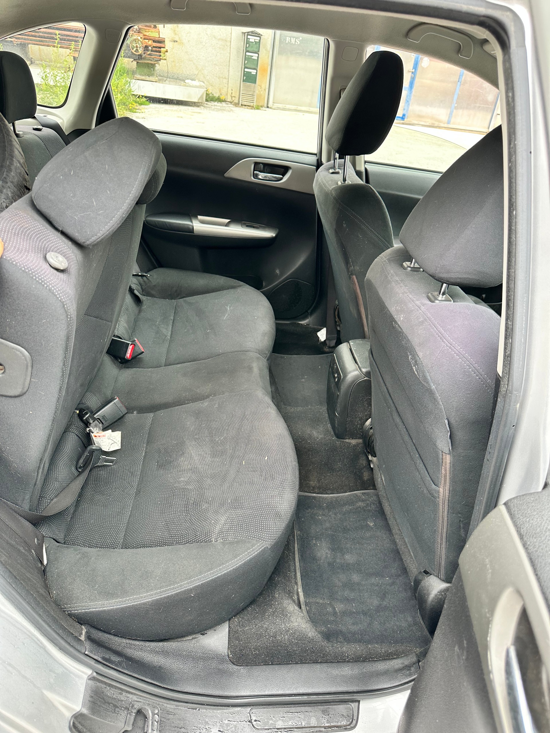 SUBARU Impreza 1.5R Swiss-image-14