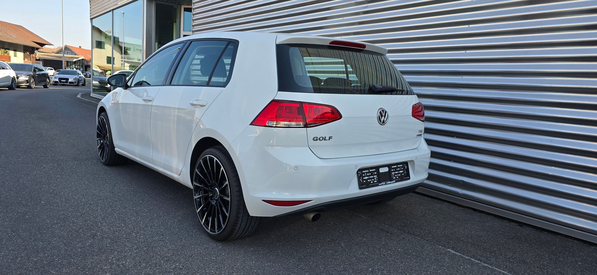 VW Golf 1.2 TSI Comfortline-showroom-element-1