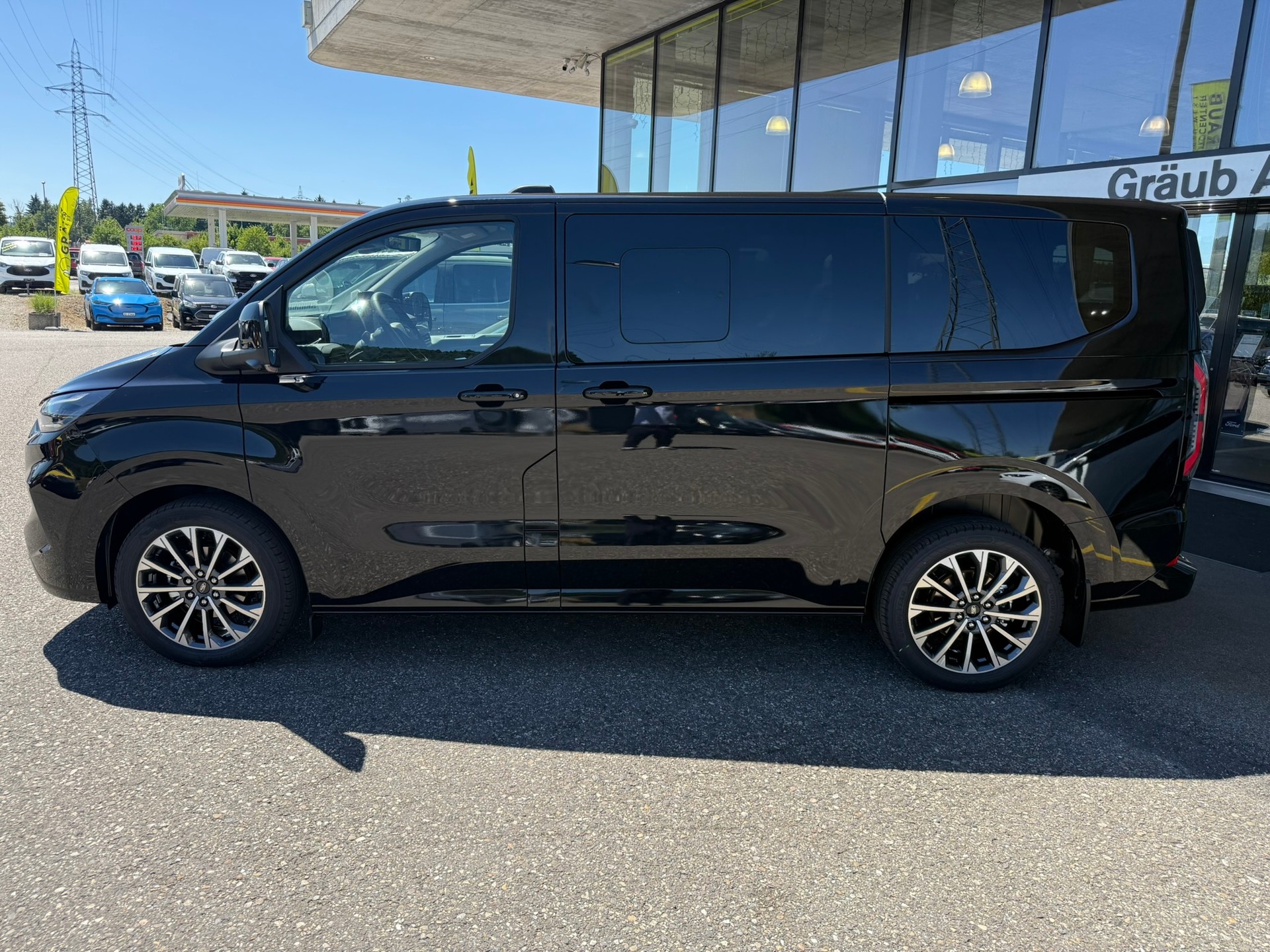 FORD Tourneo Bus 320 L1H1 TitaniumX Automat 4x4-showroom-element-3