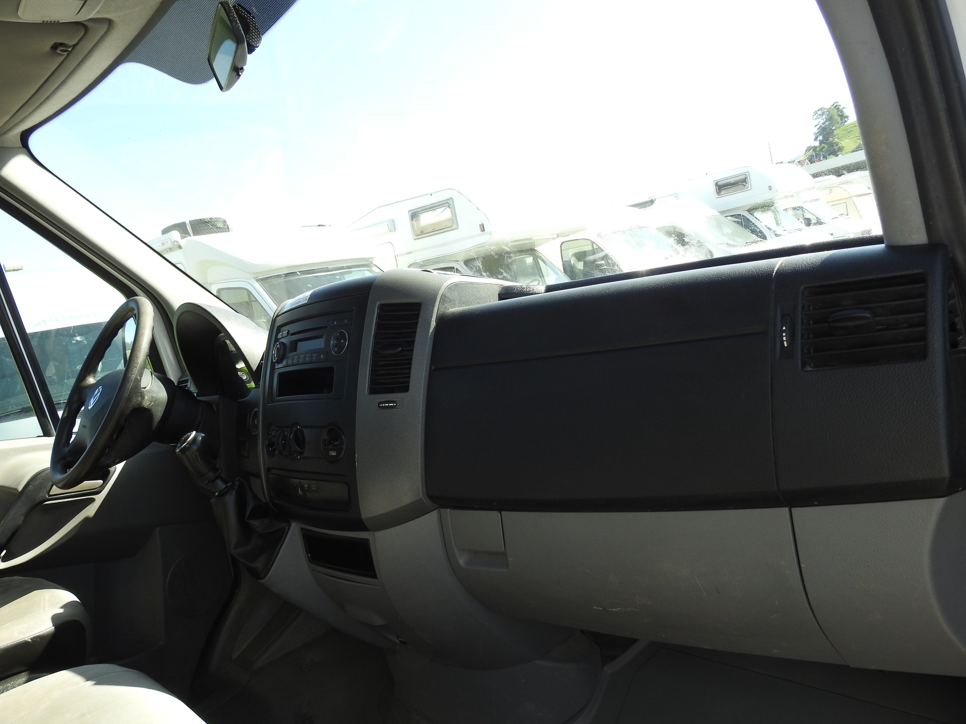 VW Crafter 35 2.0 TDI CR-image-15
