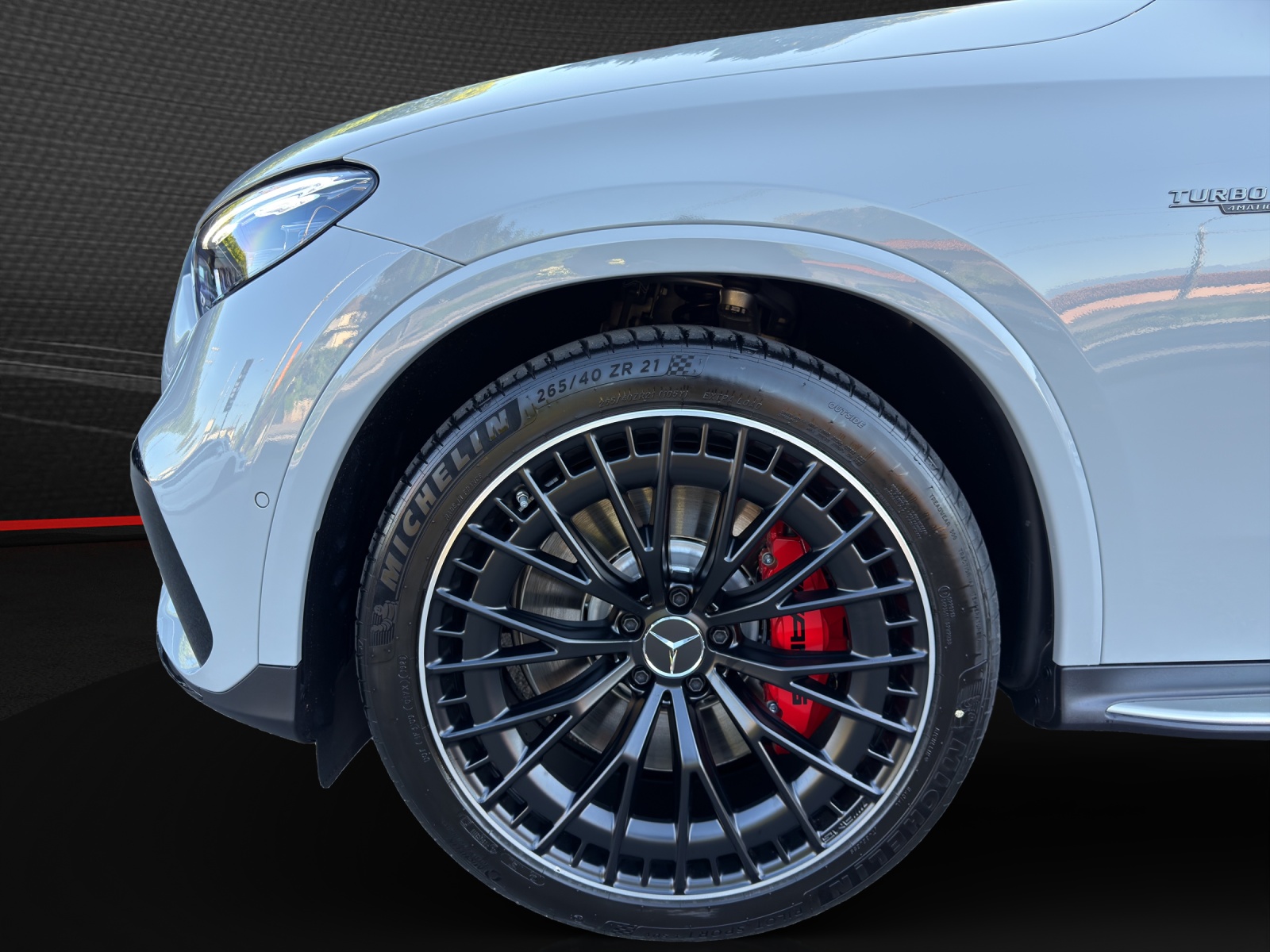 MERCEDES-BENZ GLC 53 AMG 4Matic+ 9G-Tronic-image-6