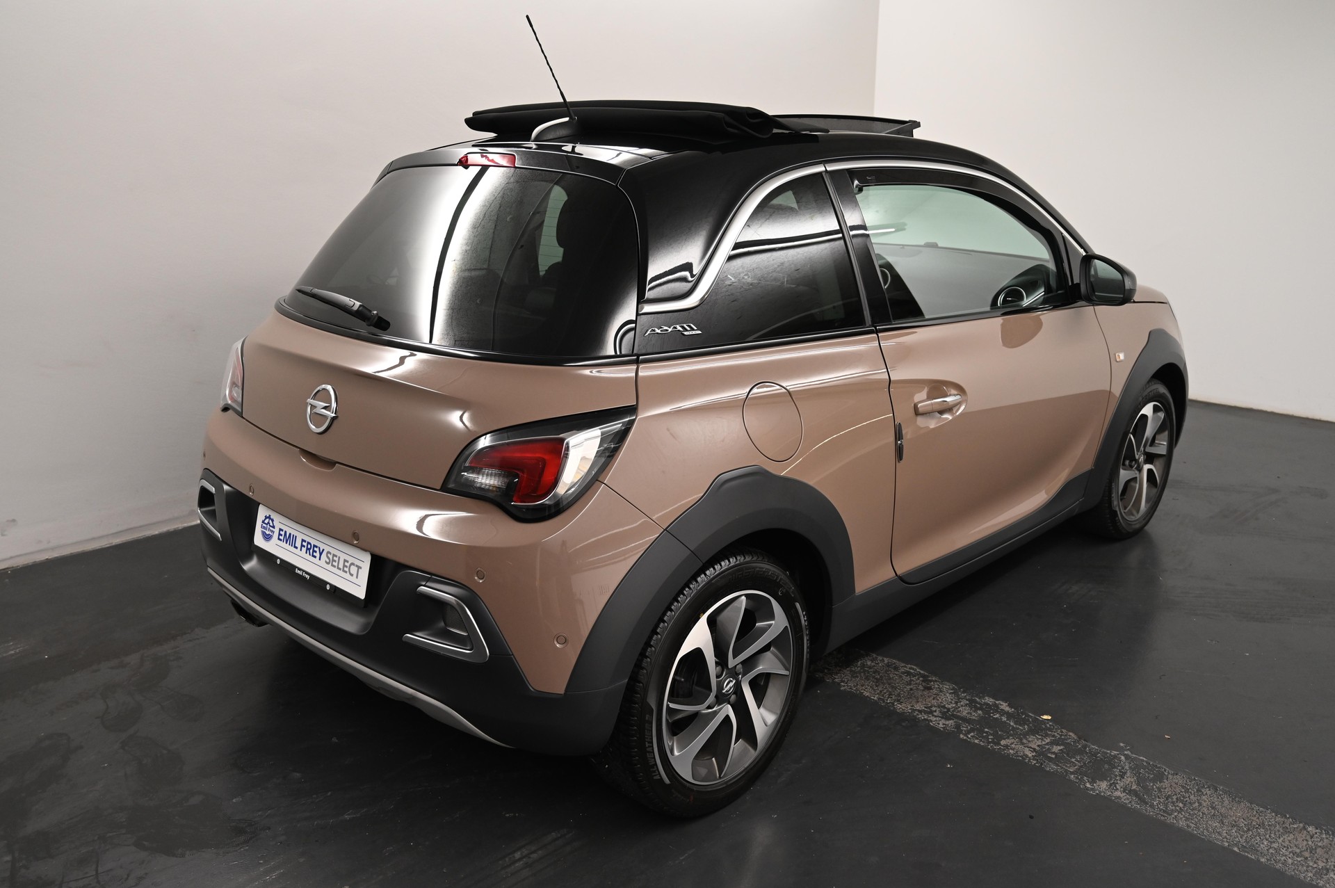 OPEL Adam 1.0i eFLEX Rocks S/S-image-16