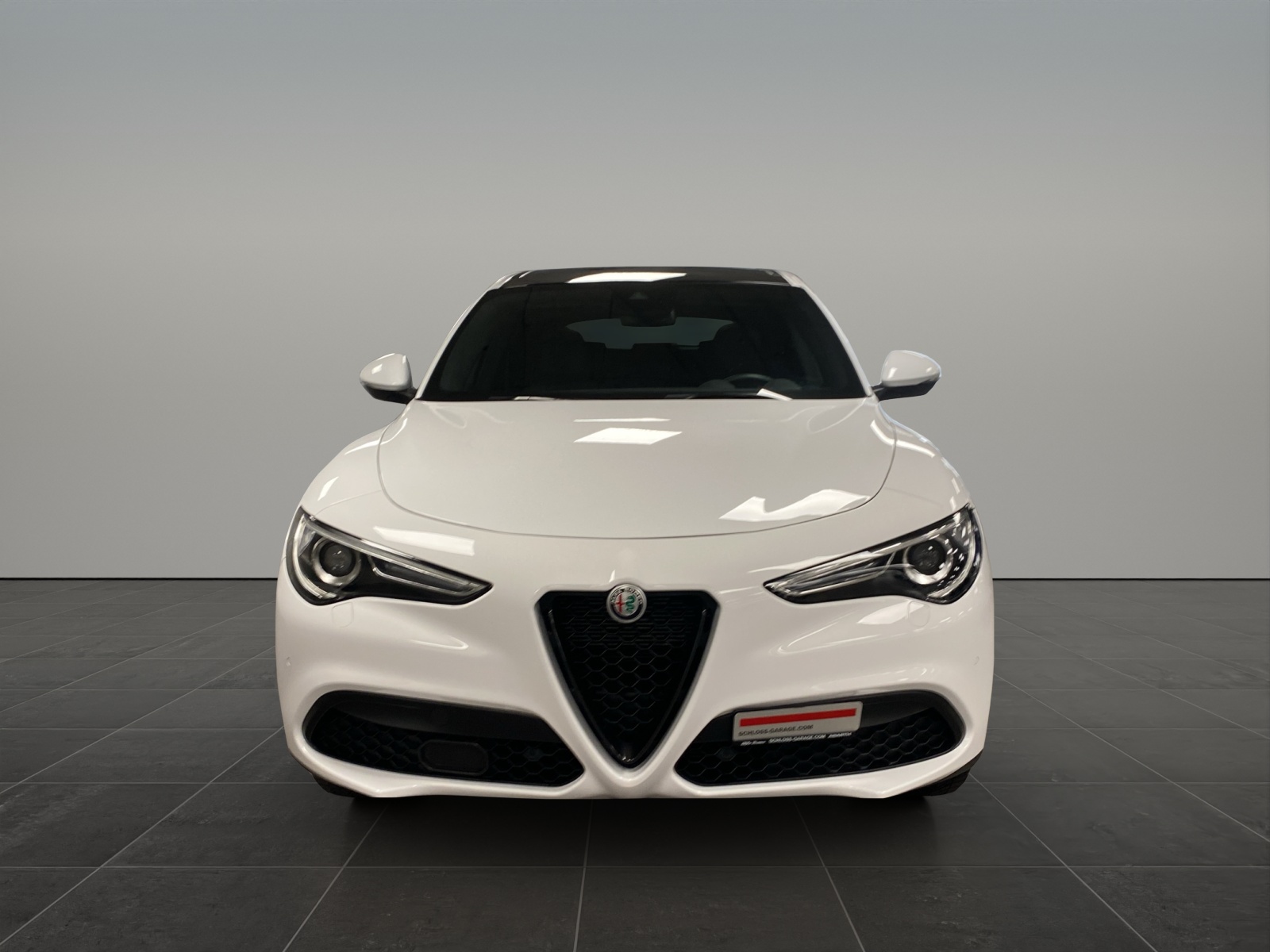 ALFA ROMEO STELVIO 2.0 200 Q4 Sprint S-showroom-element-1