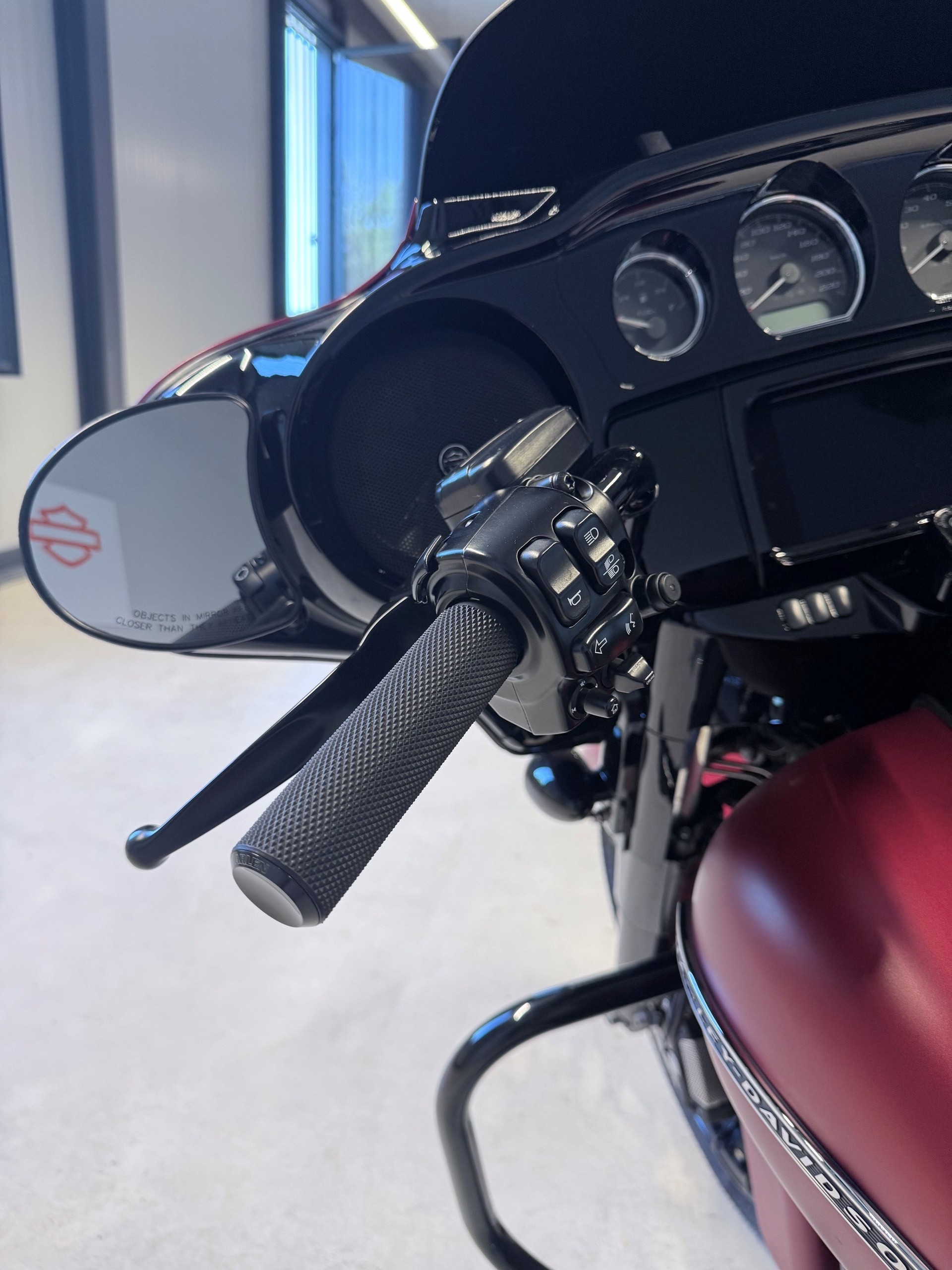HARLEY-DAVIDSON FLHXS Street Glide Special 114-image-3