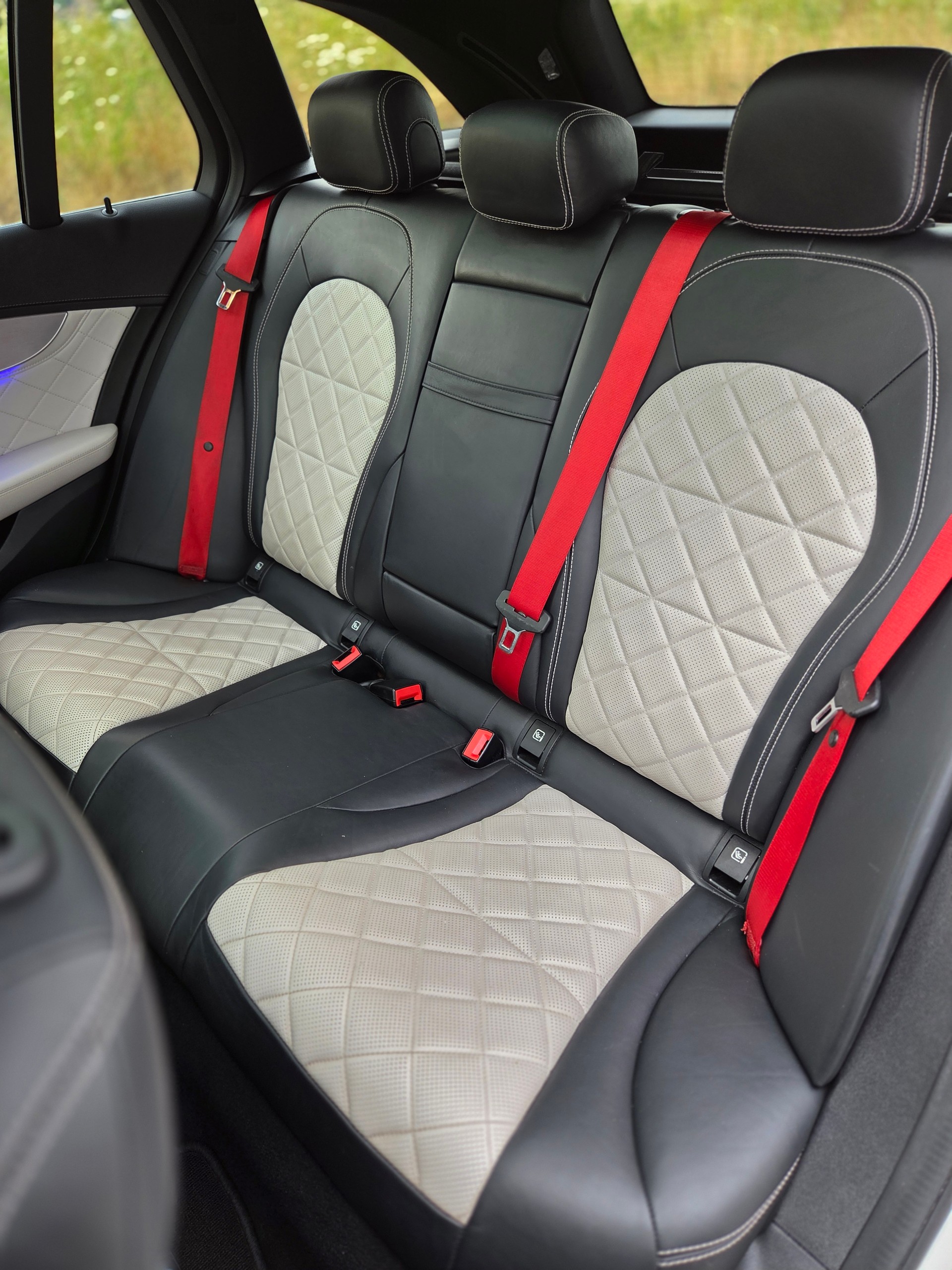 MERCEDES-BENZ C 43 AMG 4Matic 9G-Tronic-image-10
