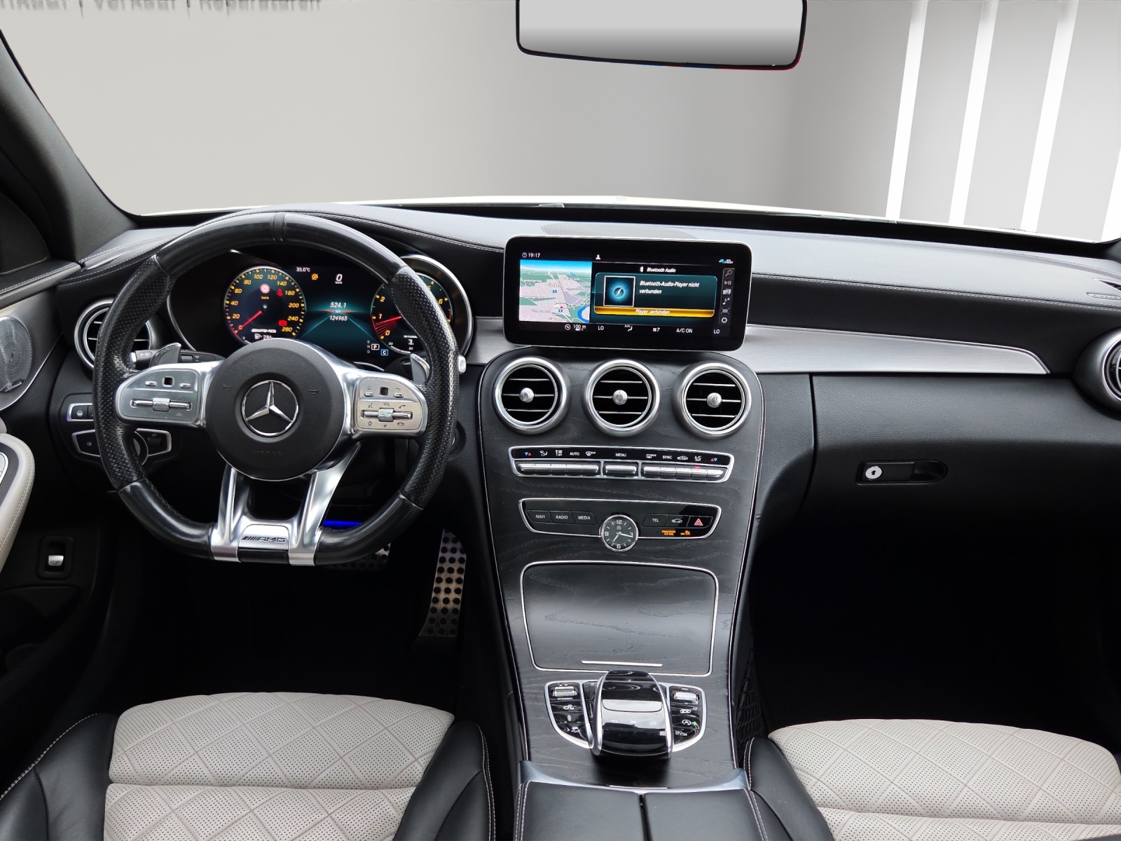 MERCEDES-BENZ C 43 AMG 4Matic 9G-Tronic-image-6