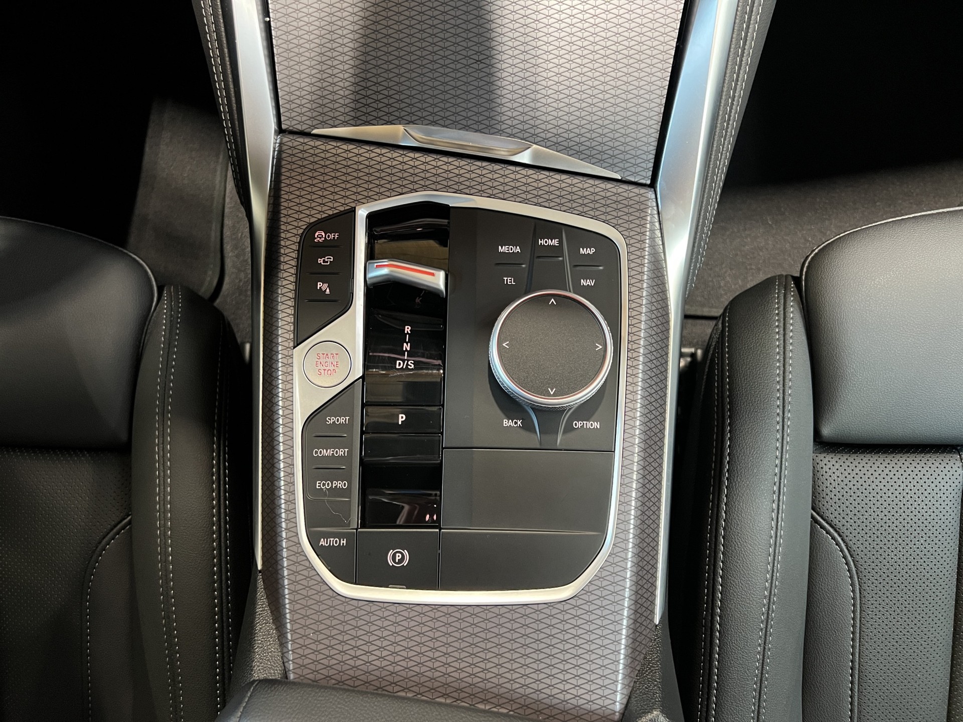 BMW 420d xDrive Gran Coupé M Sport-image-9