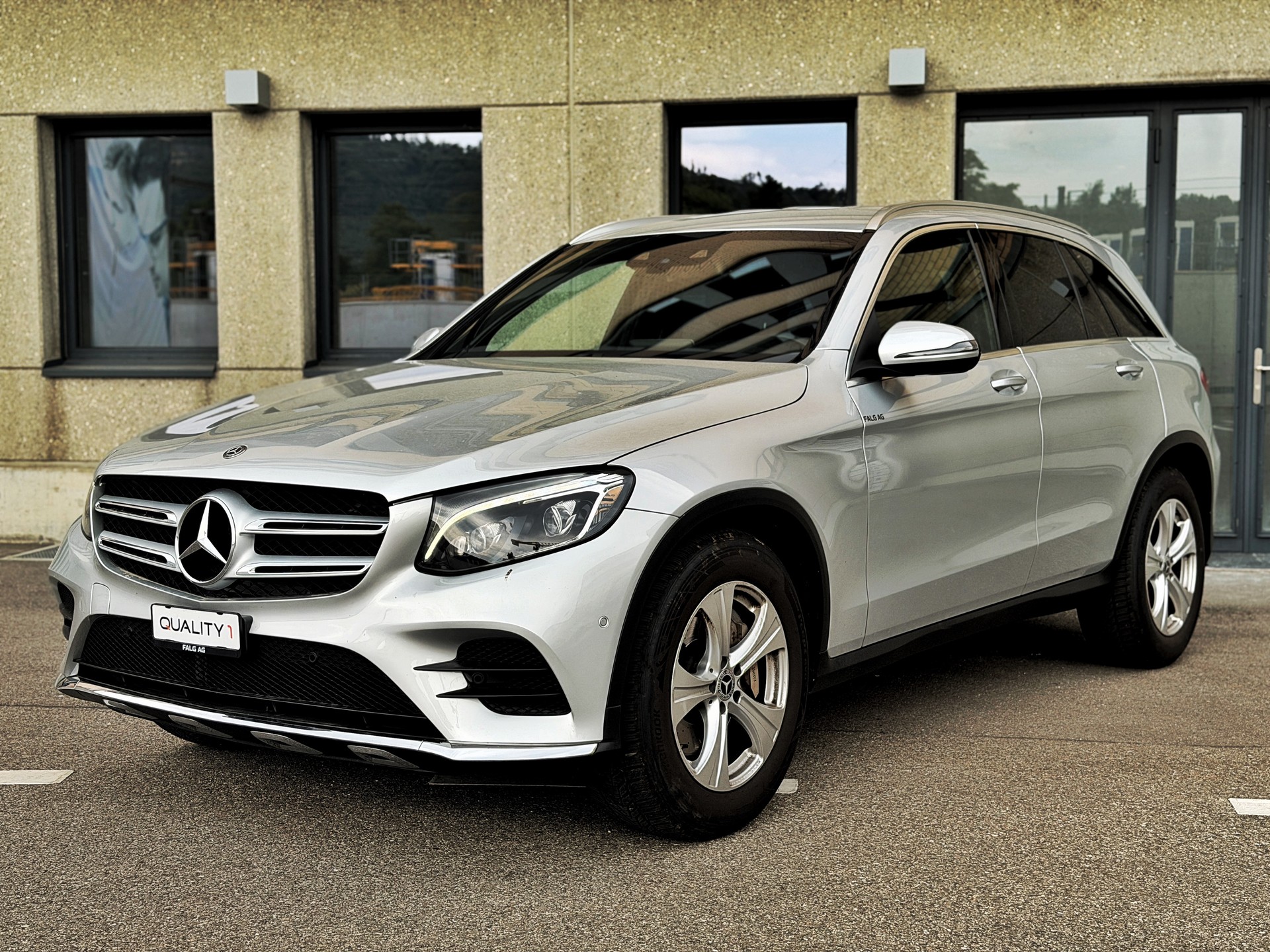 MERCEDES-BENZ GLC 220 d AMG Line 4Matic 9G-Tronic