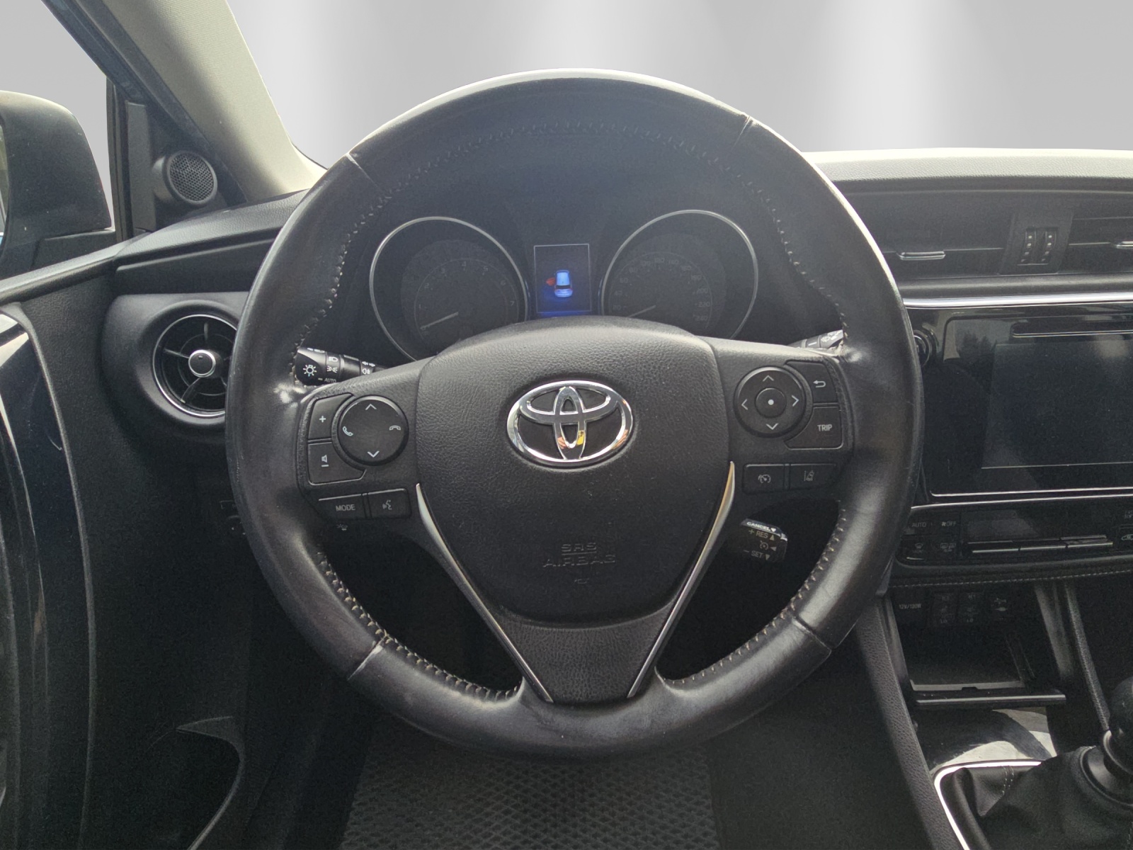 TOYOTA Auris 1.2 T Trend-image-11