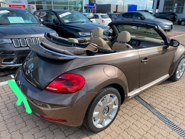 VW Beetle Cabrio 1.4 TSI Design DSG-image-2