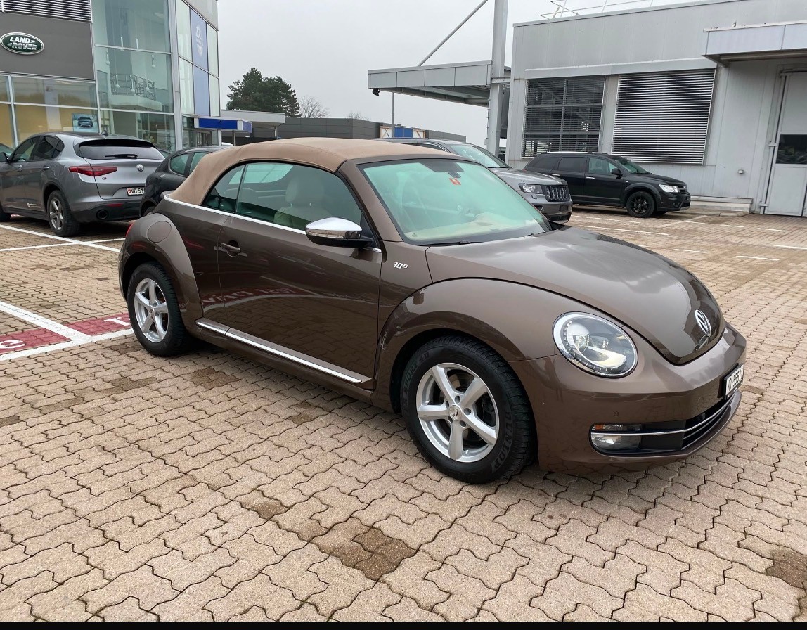 VW Beetle Cabrio 1.4 TSI Design DSG-image-6
