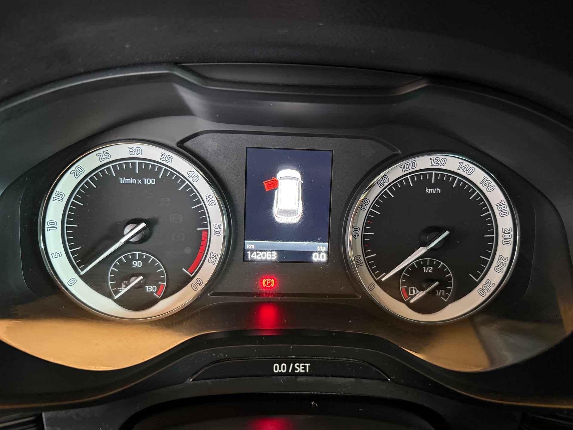 SKODA Kodiaq 2.0 TDI CR Style 4x4 DSG-image-10