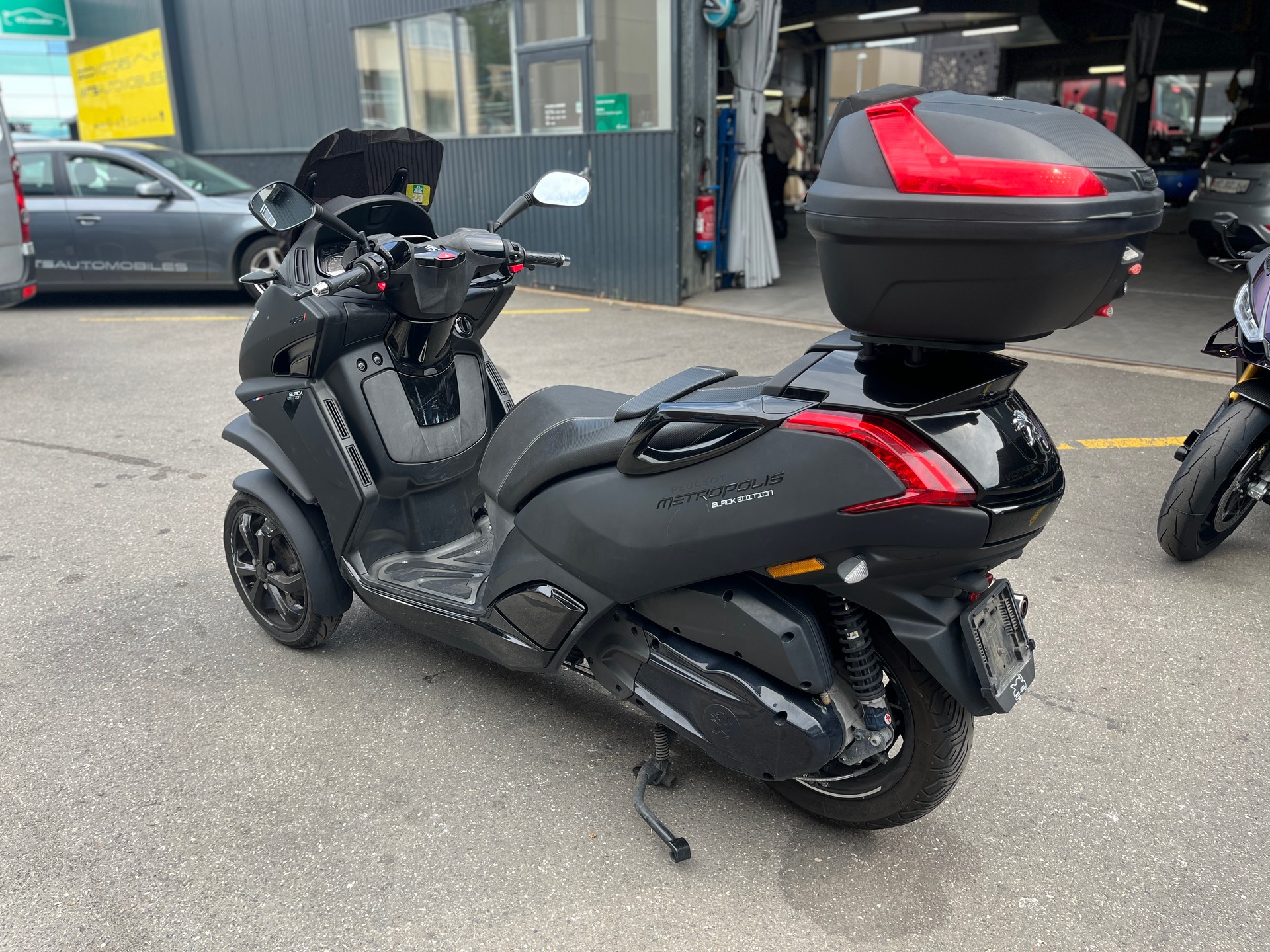 PEUGEOT Metropolis 400 RS-image-5