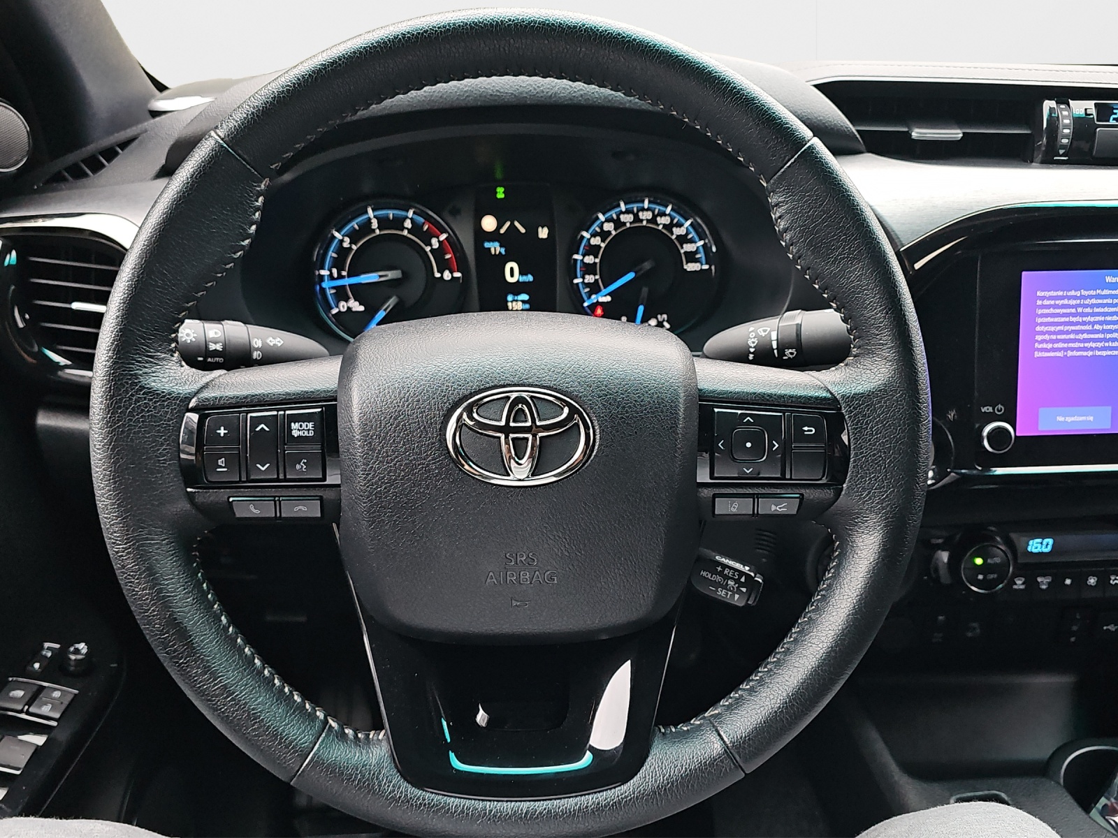 TOYOTA Hilux 2.8D-4D MHEV Invincible Double Cab 4x4 A-image-10
