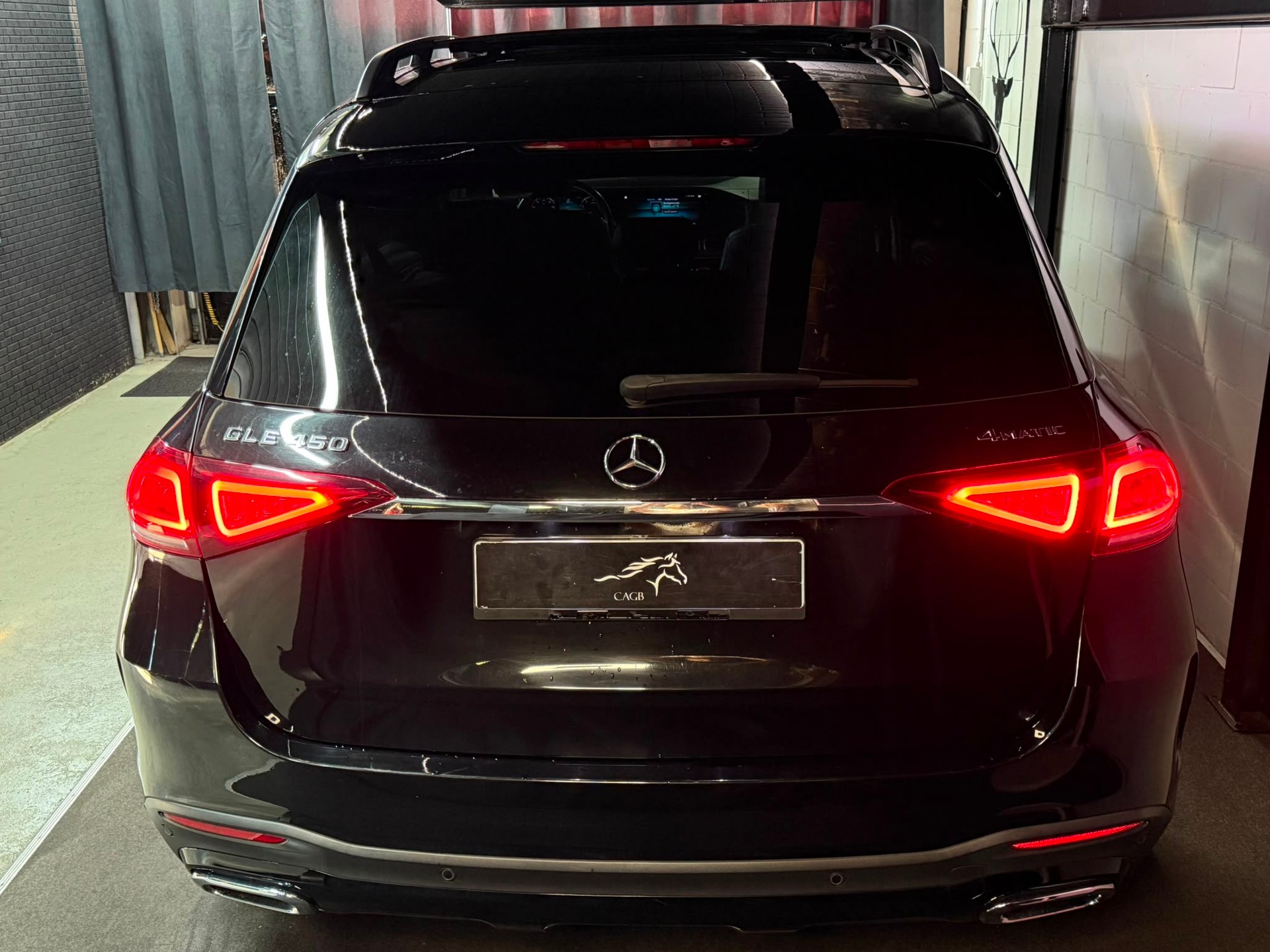MERCEDES-BENZ GLE 450 4Matic AMG Line 9G-Tronic / CH- Autos / Grattis Service/ Panoramadach /-showroom-element-3