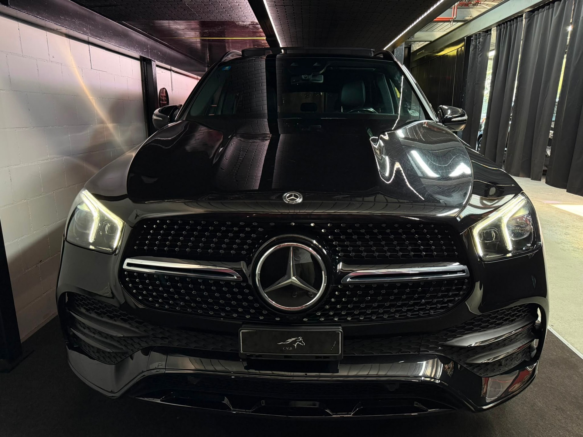 MERCEDES-BENZ GLE 450 4Matic AMG Line 9G-Tronic / CH- Autos / Grattis Service/ Panoramadach /-image-4