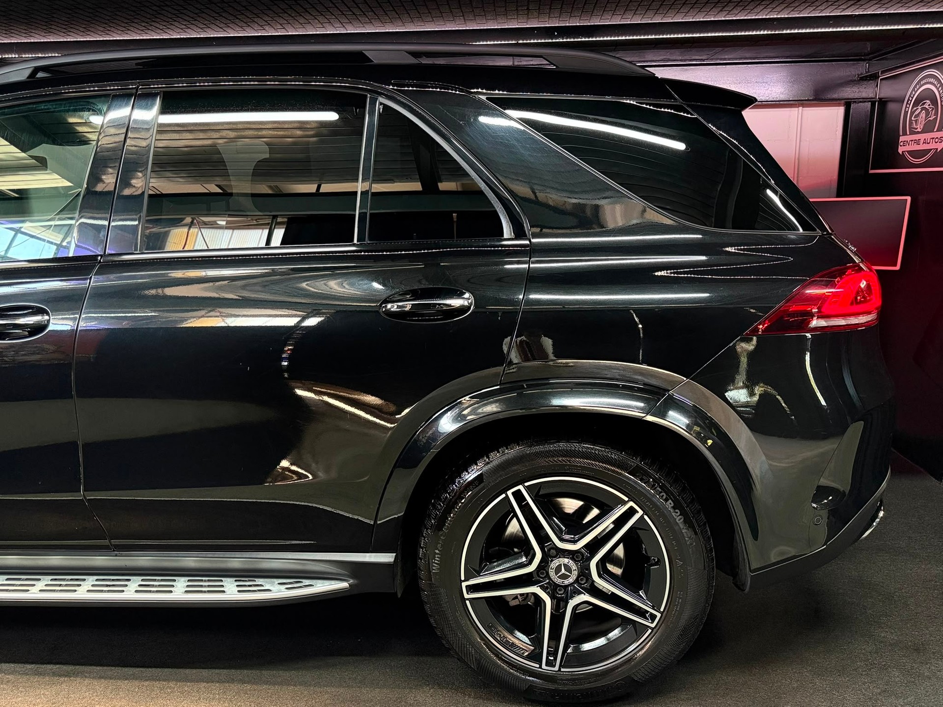 MERCEDES-BENZ GLE 450 4Matic AMG Line 9G-Tronic / CH- Autos / Grattis Service/ Panoramadach /-image-6