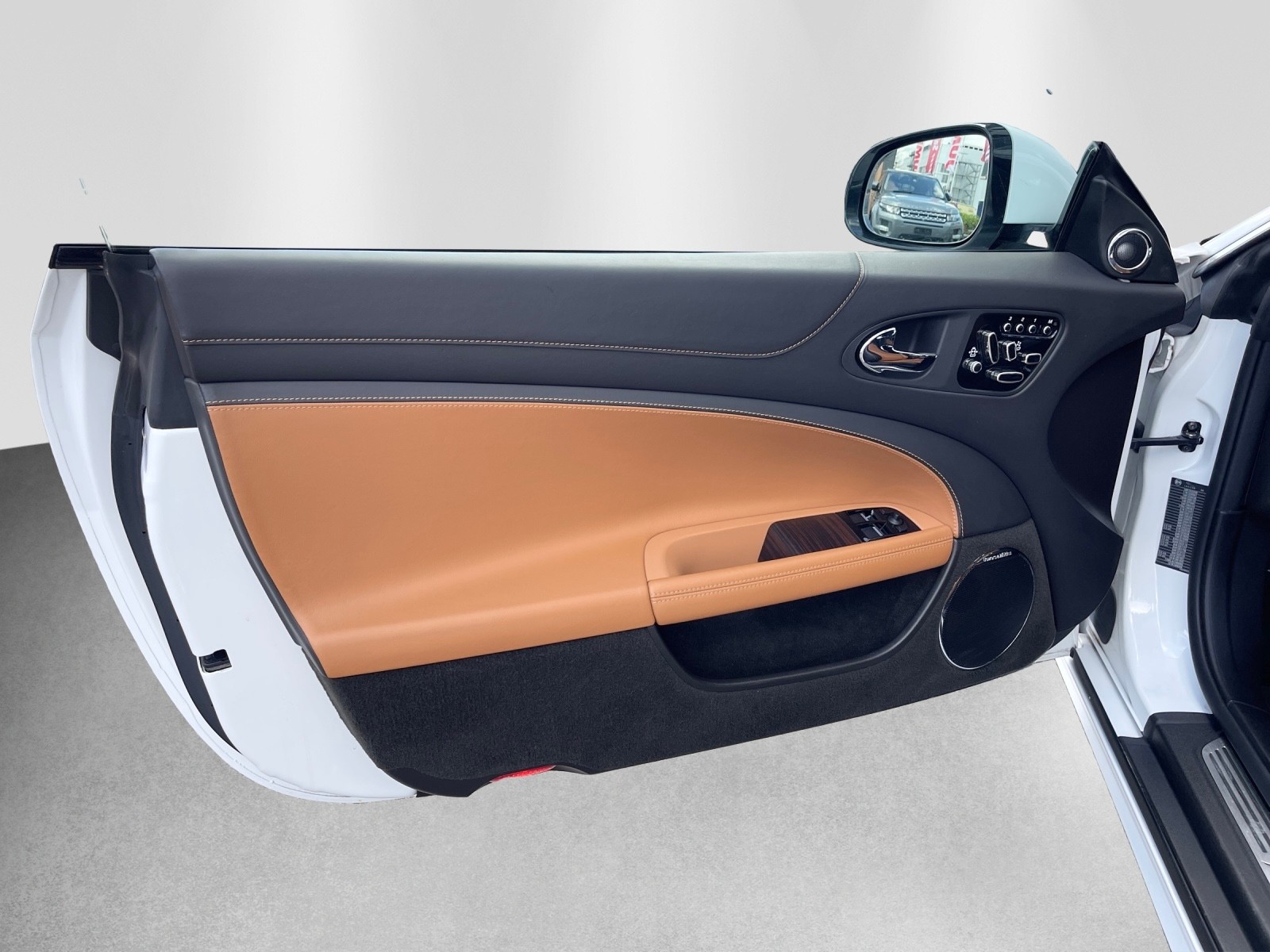 JAGUAR XK 5.0 V8 Portfolio Automatic-image-7