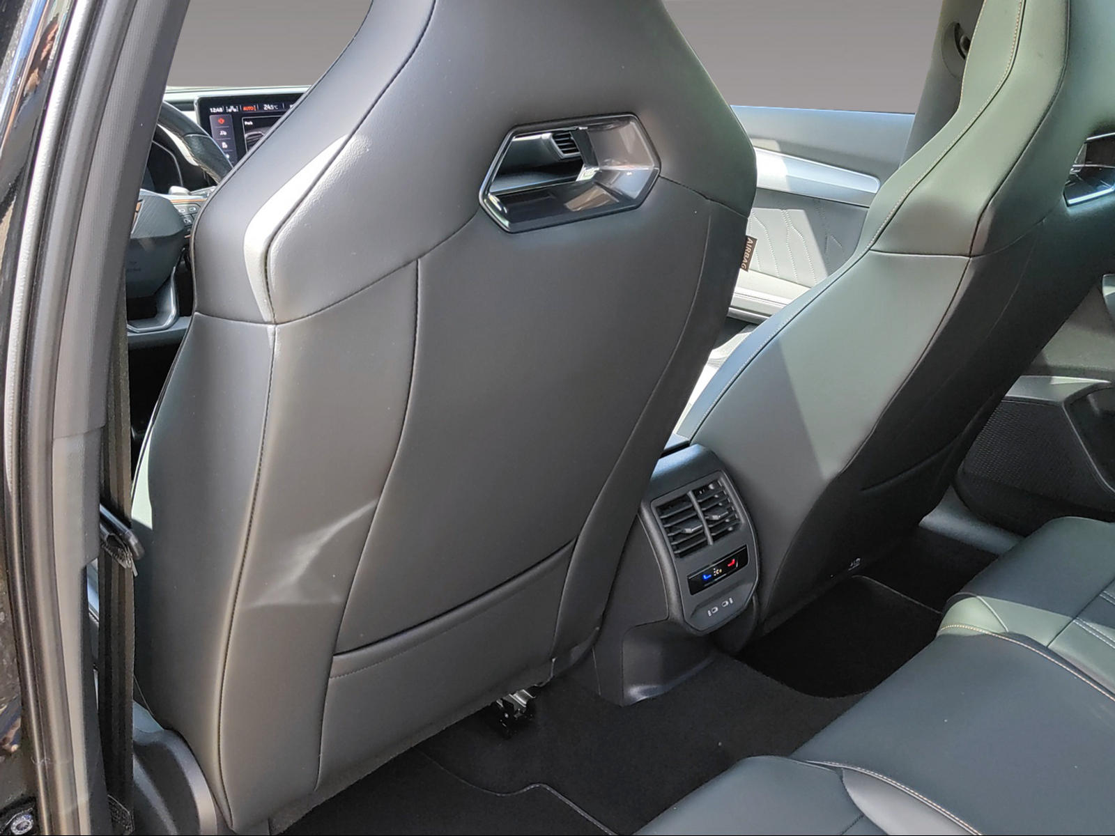 CUPRA Formentor 1.4 eHybrid VZ DSG-image-15