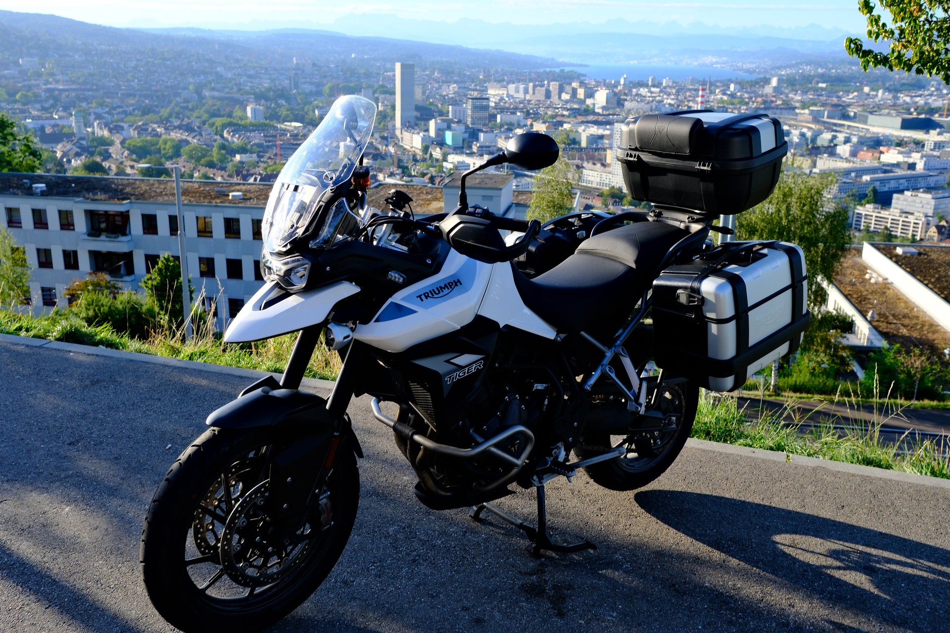 TRIUMPH Tiger 900 GT Pro-image-2